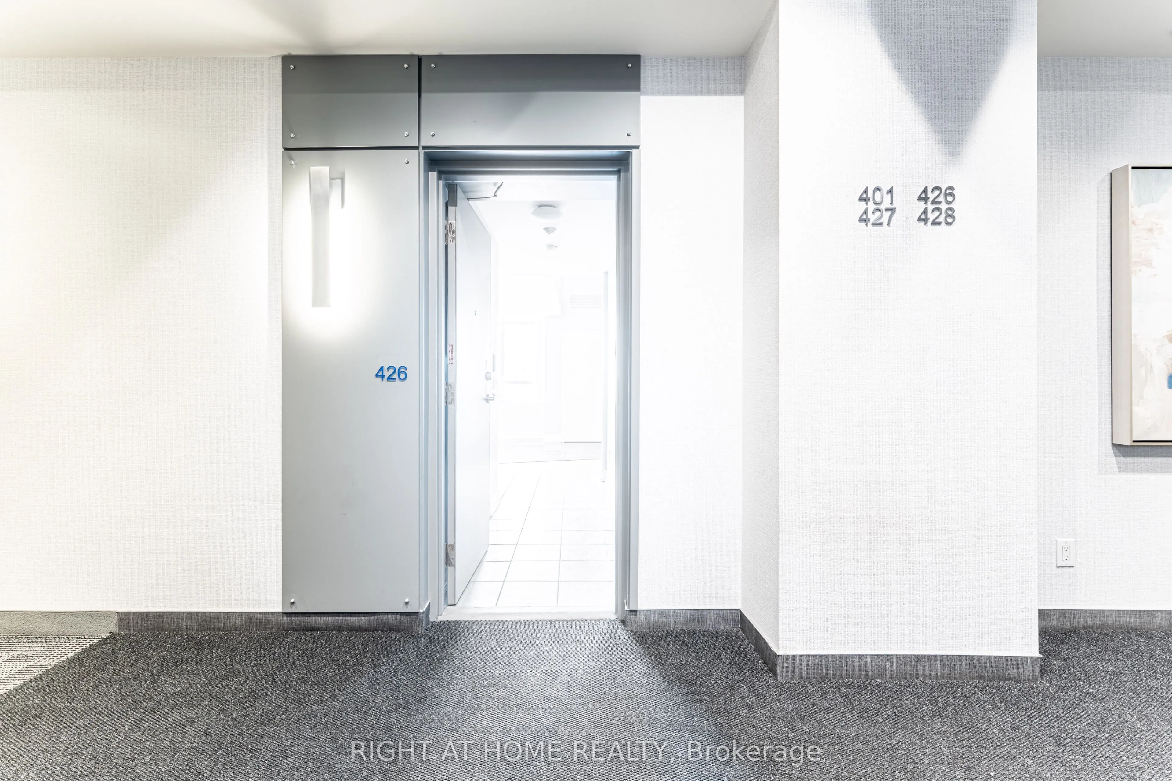 300 Manitoba Street #426