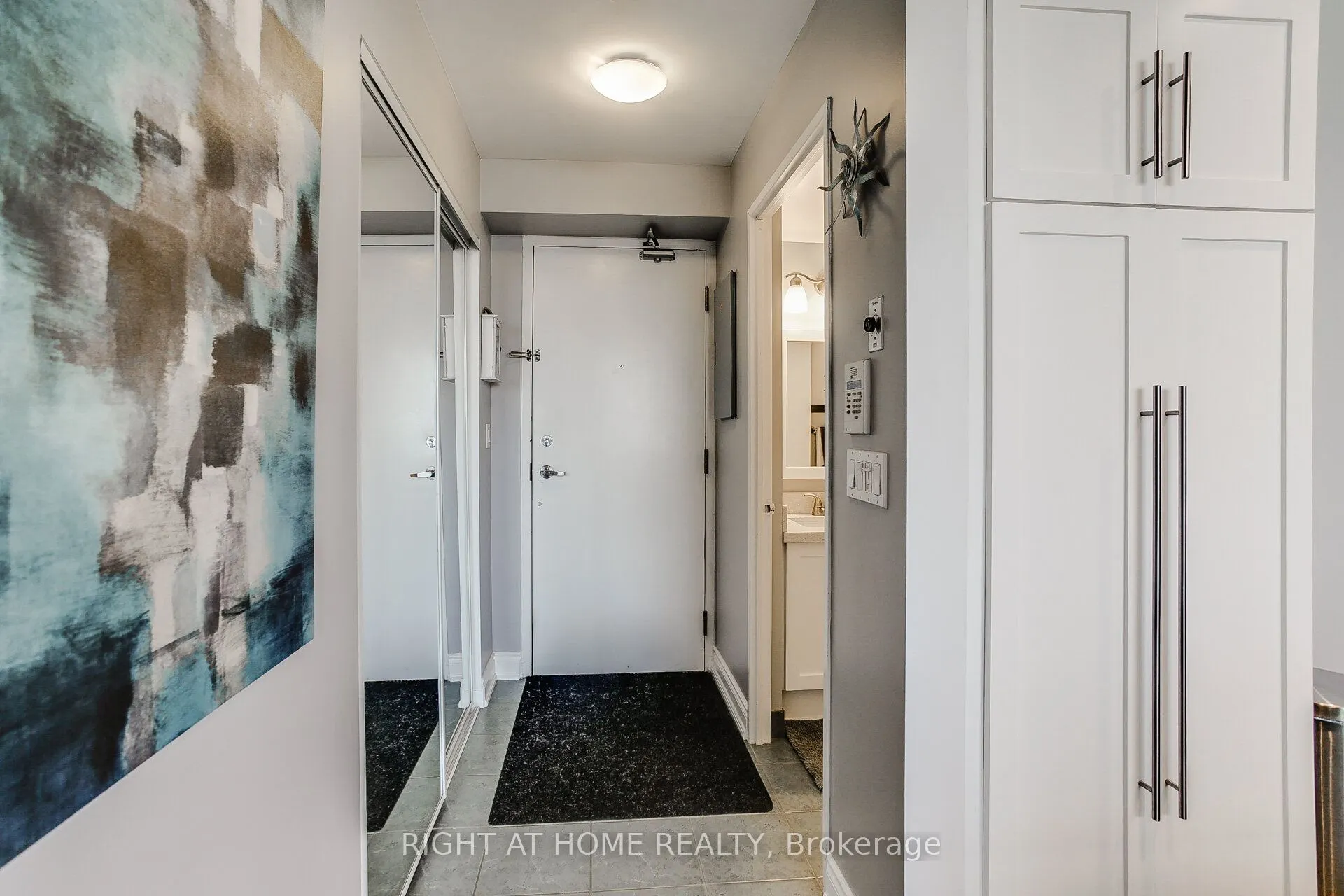 300 Manitoba Street #426