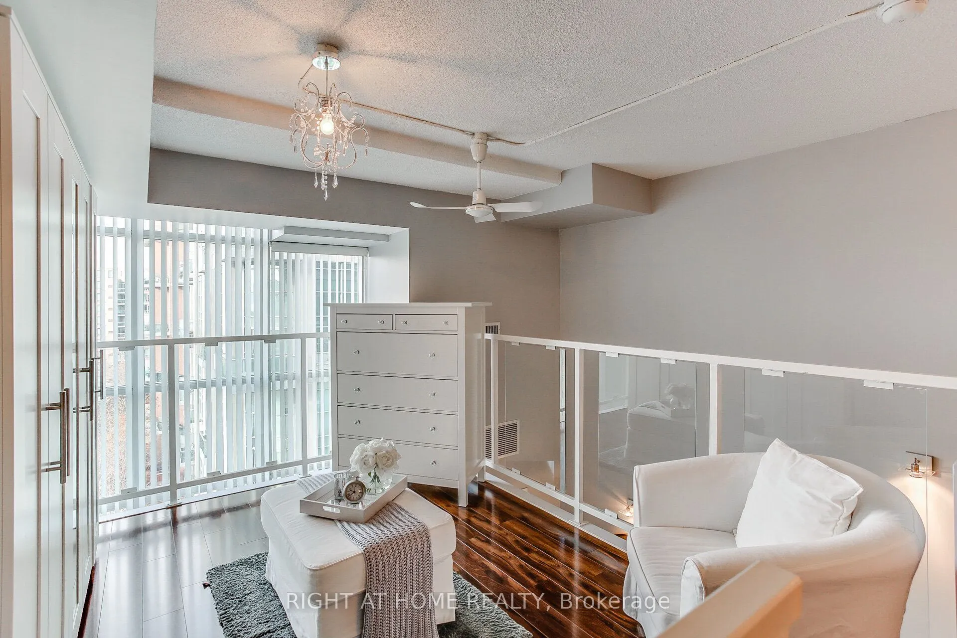 300 Manitoba Street #426
