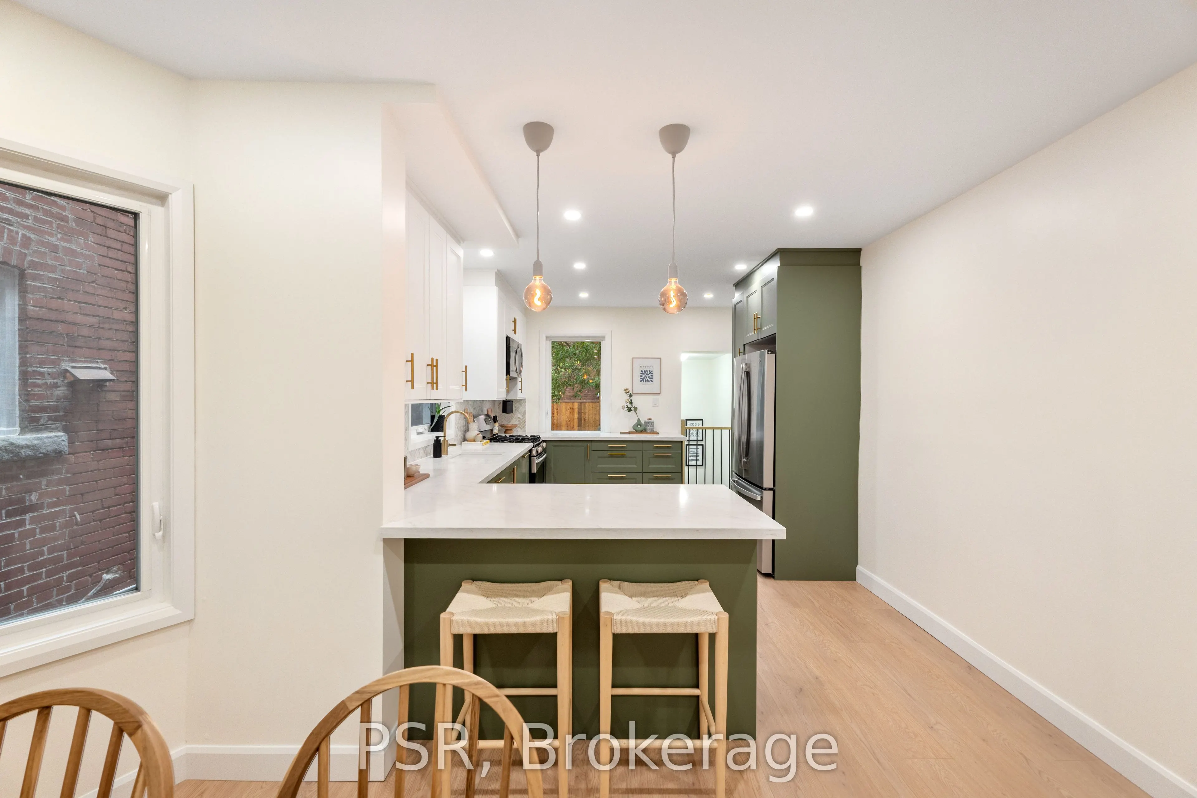 1045 Ossington Avenue