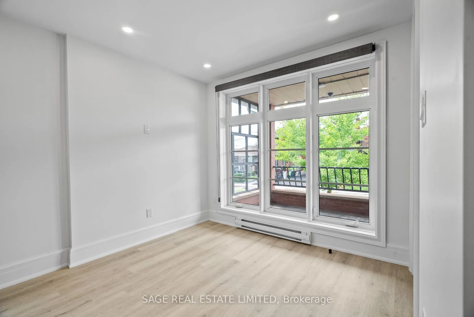25 Chamberlain Avenue