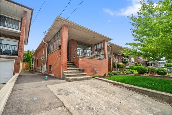 25 Chamberlain Avenue