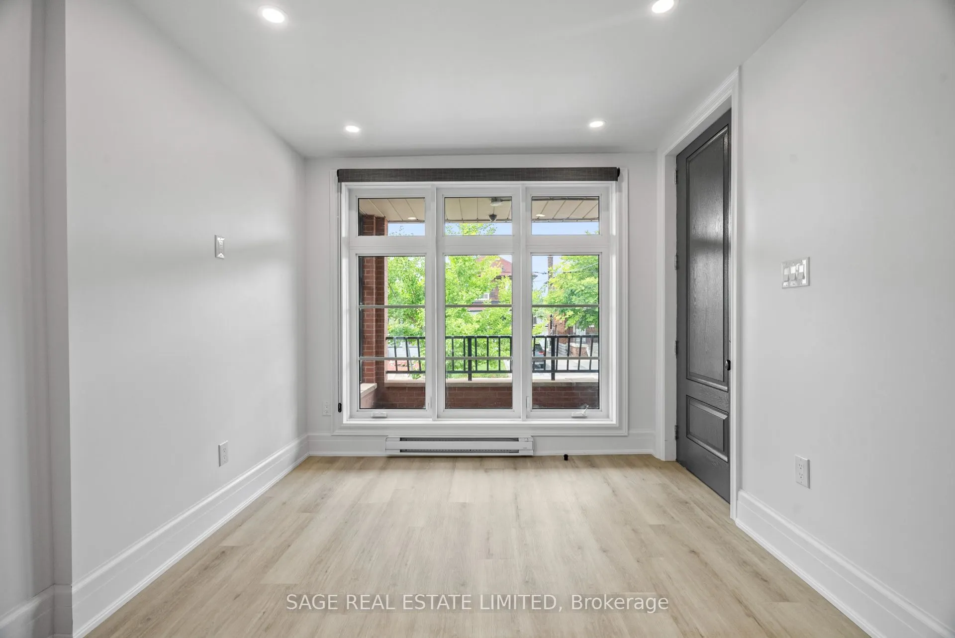 25 Chamberlain Avenue