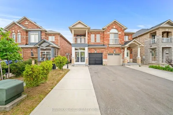 70 Crystalview Crescent