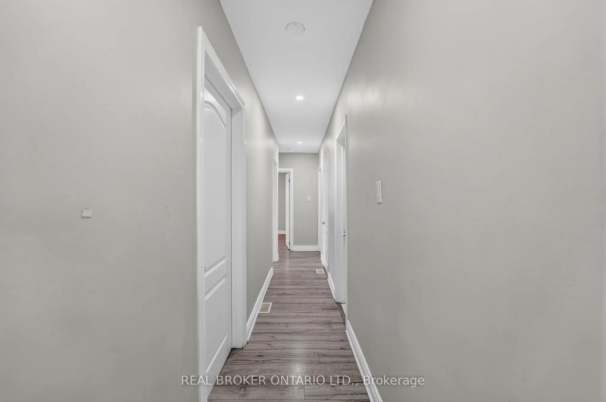 27 Vange Crescent