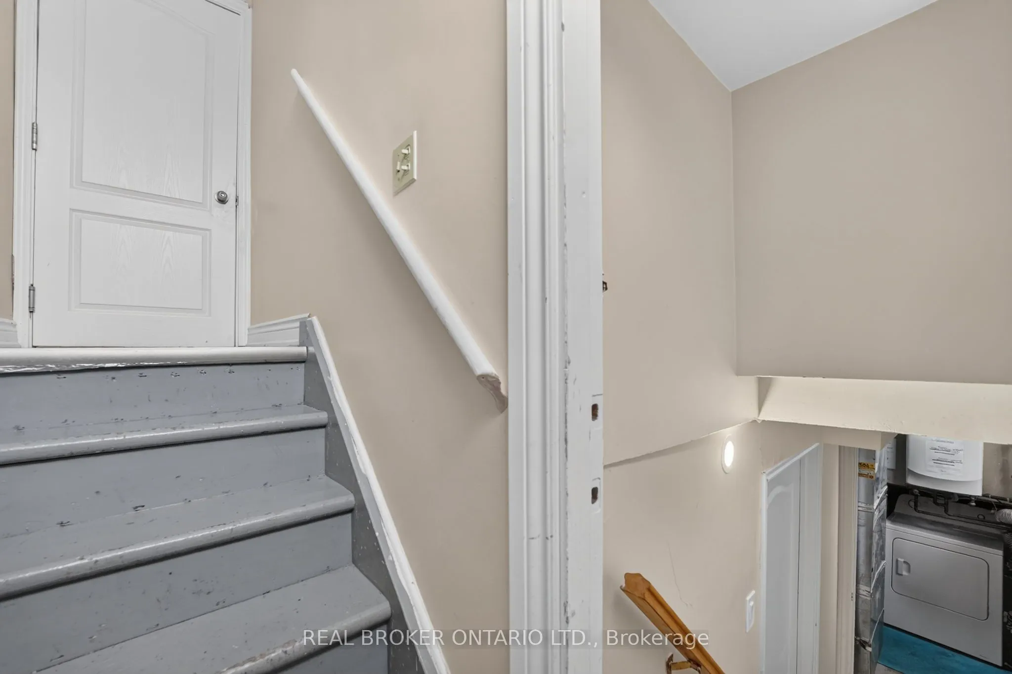 27 Vange Crescent