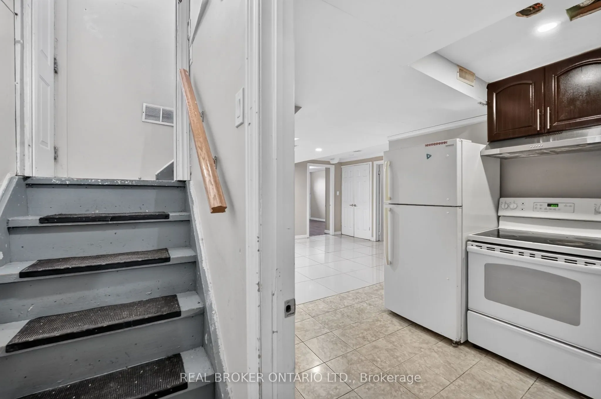 27 Vange Crescent