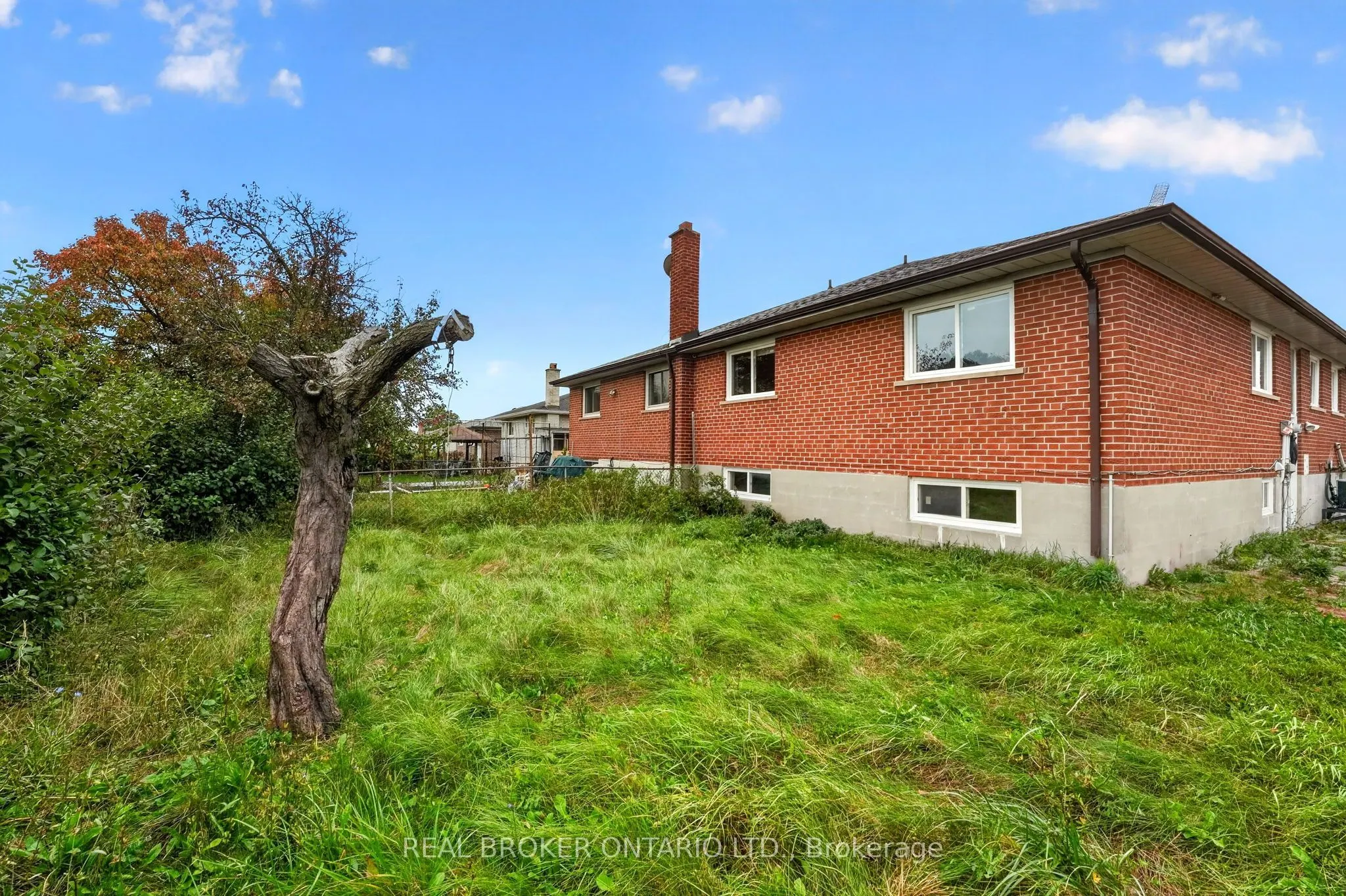 27 Vange Crescent