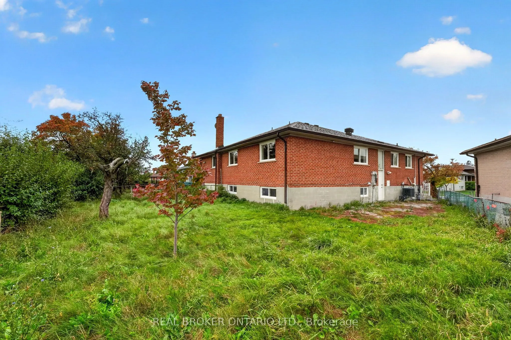 27 Vange Crescent