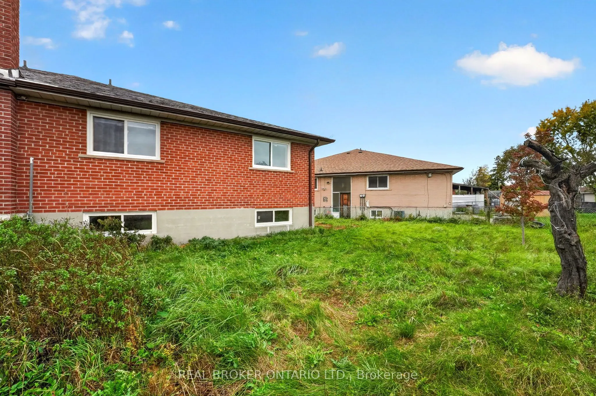 27 Vange Crescent