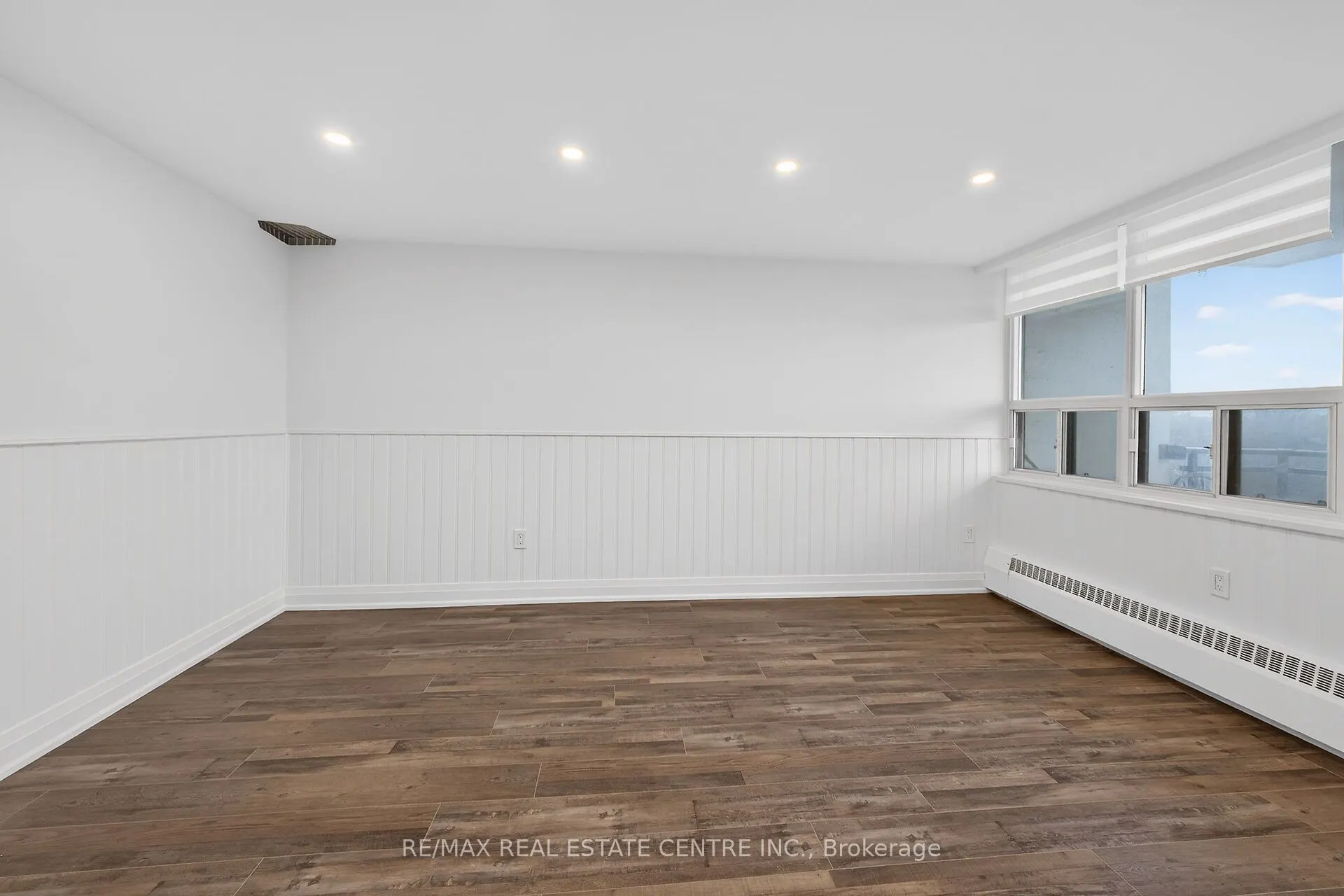 212 Kerr Street #702
