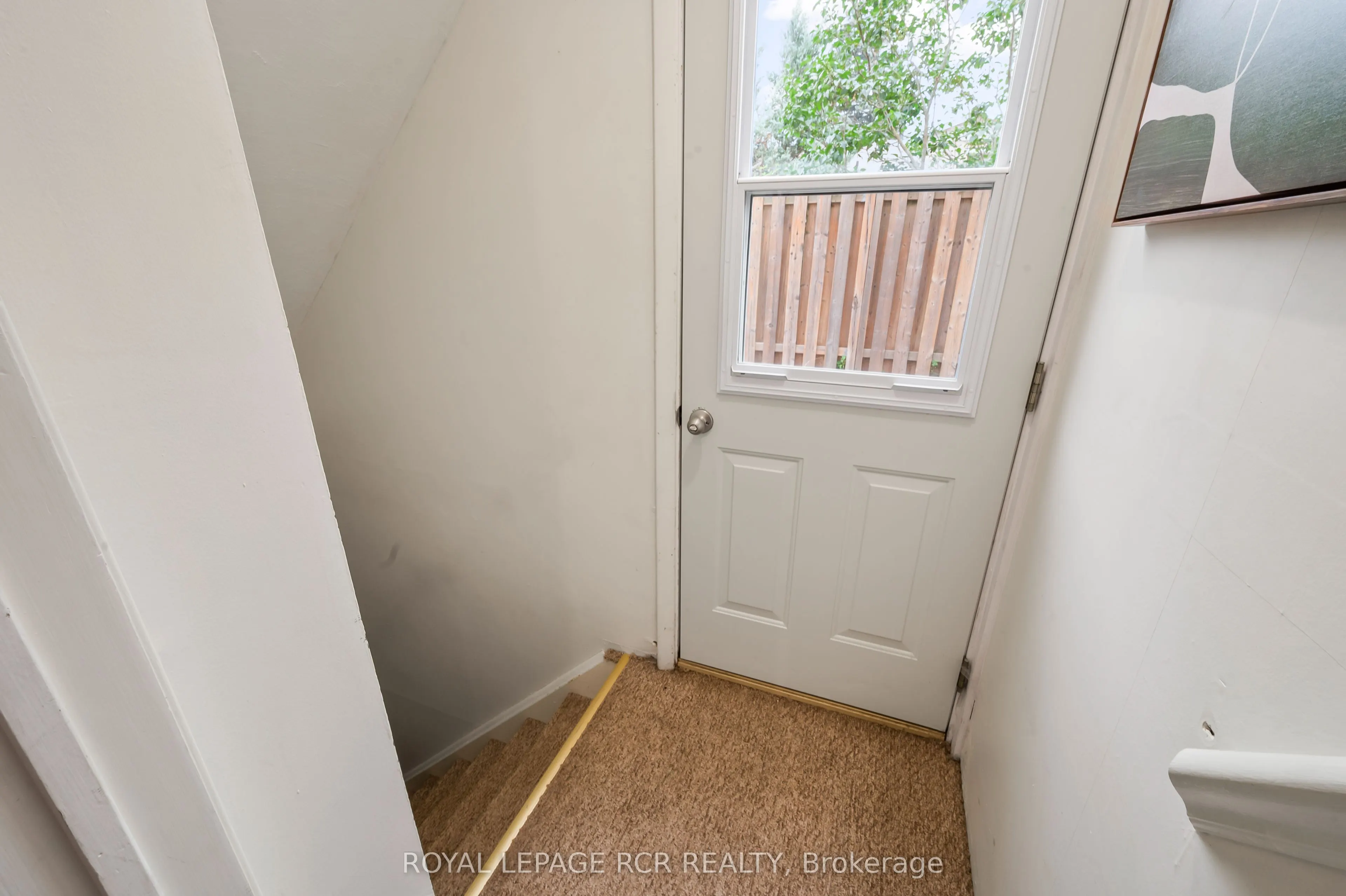 7 Cardwell Street