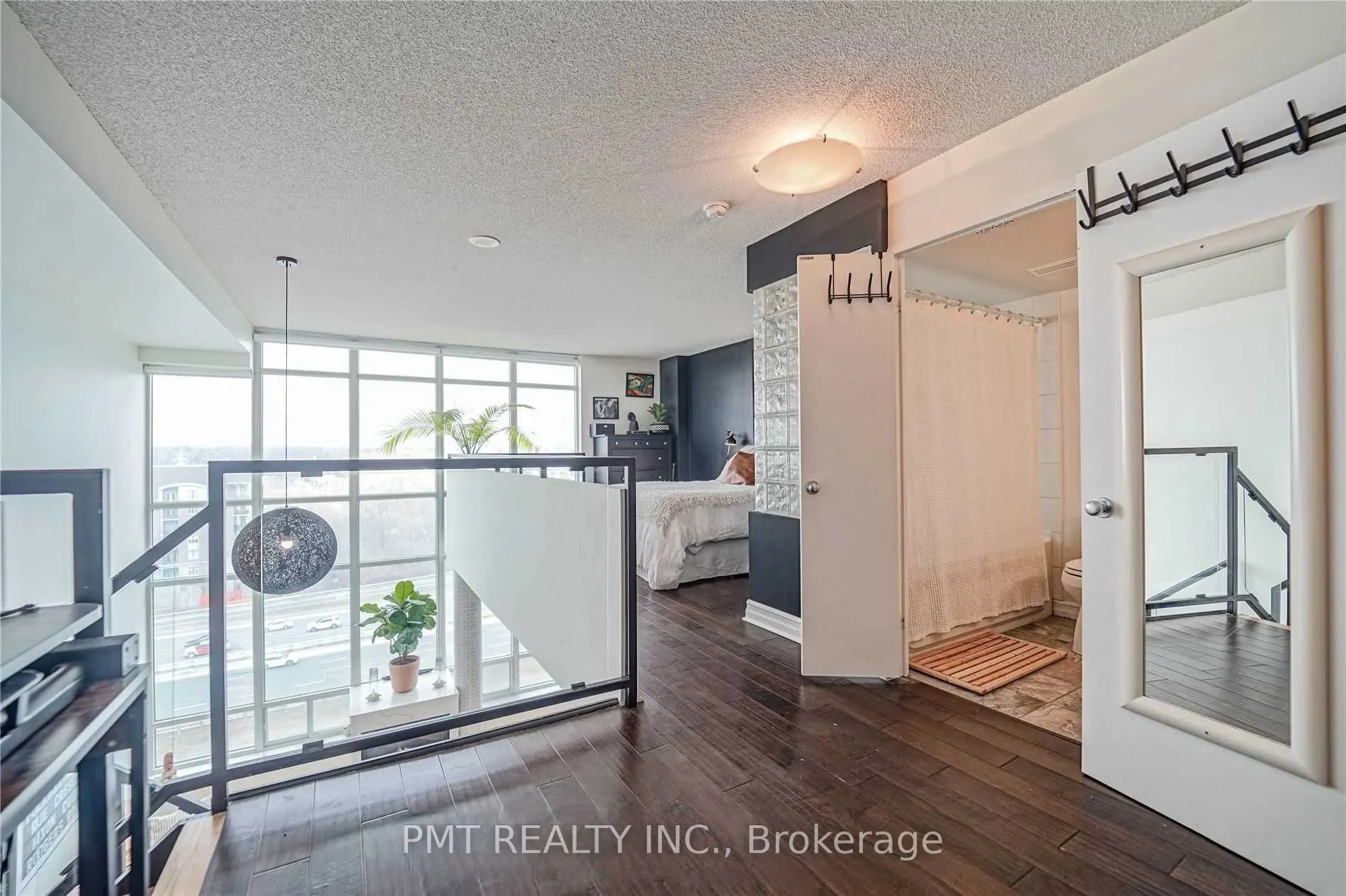 250 Manitoba Street #624