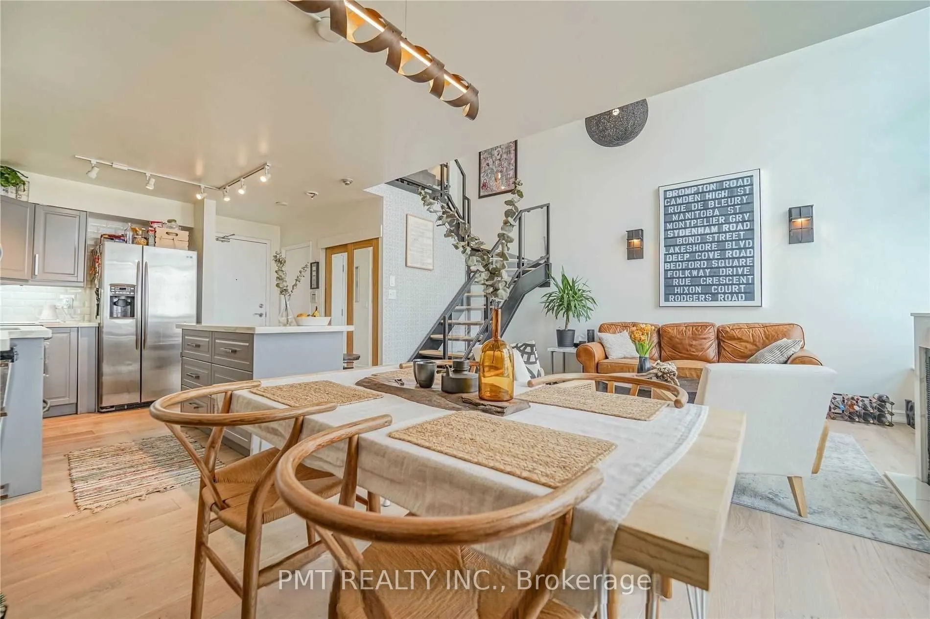 250 Manitoba Street #624