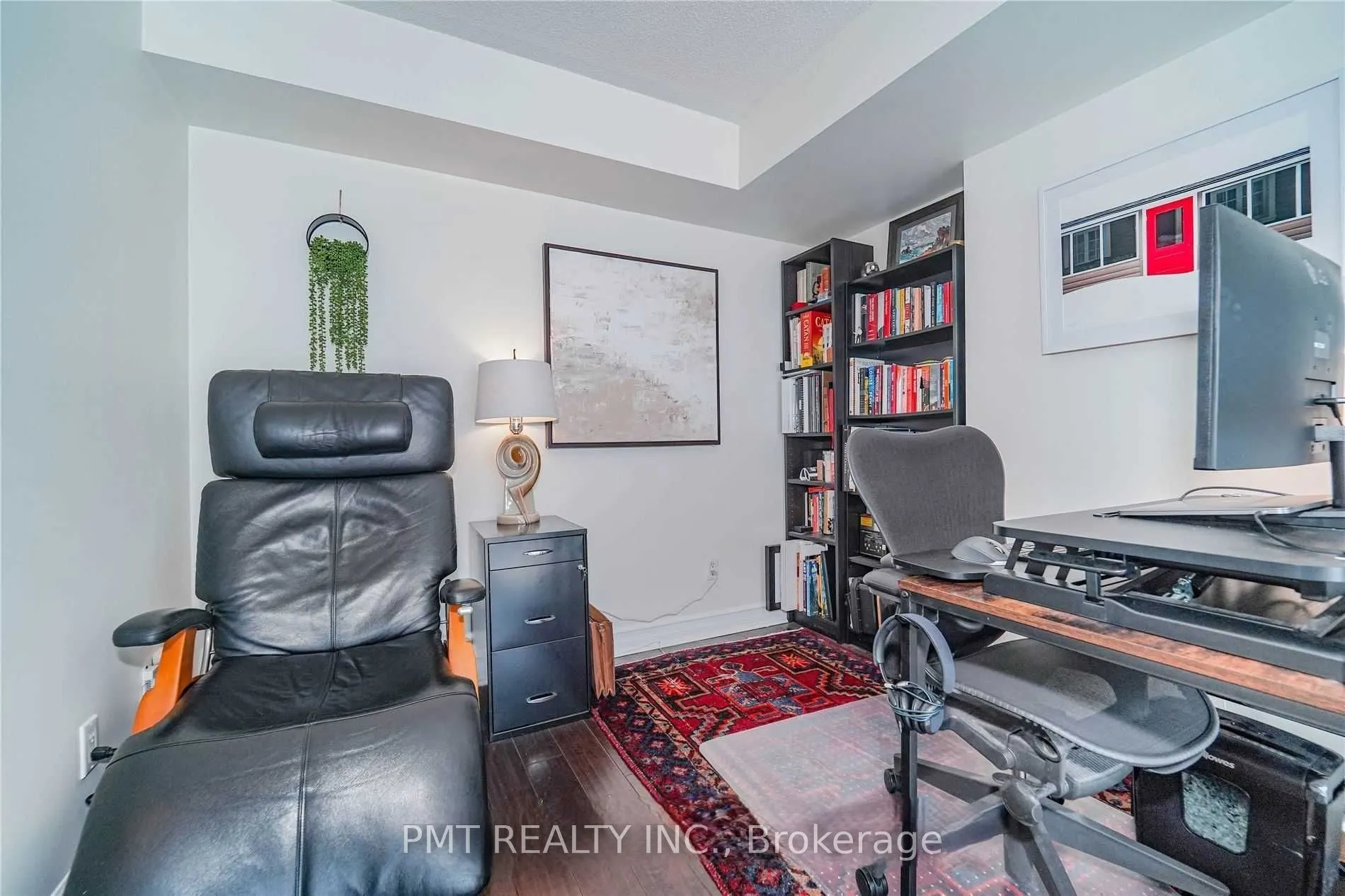 250 Manitoba Street #624