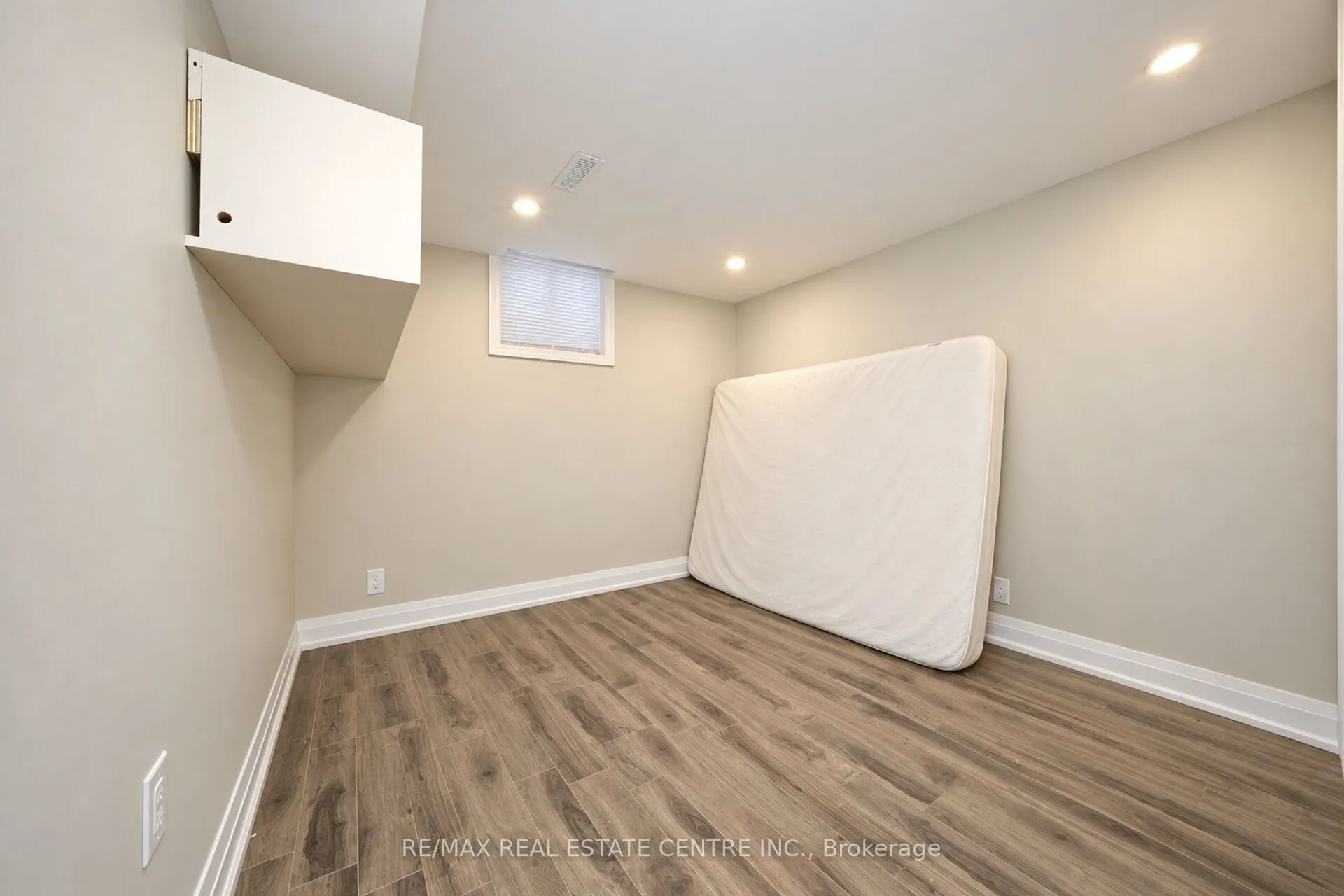 32 Mckinnon Avenue