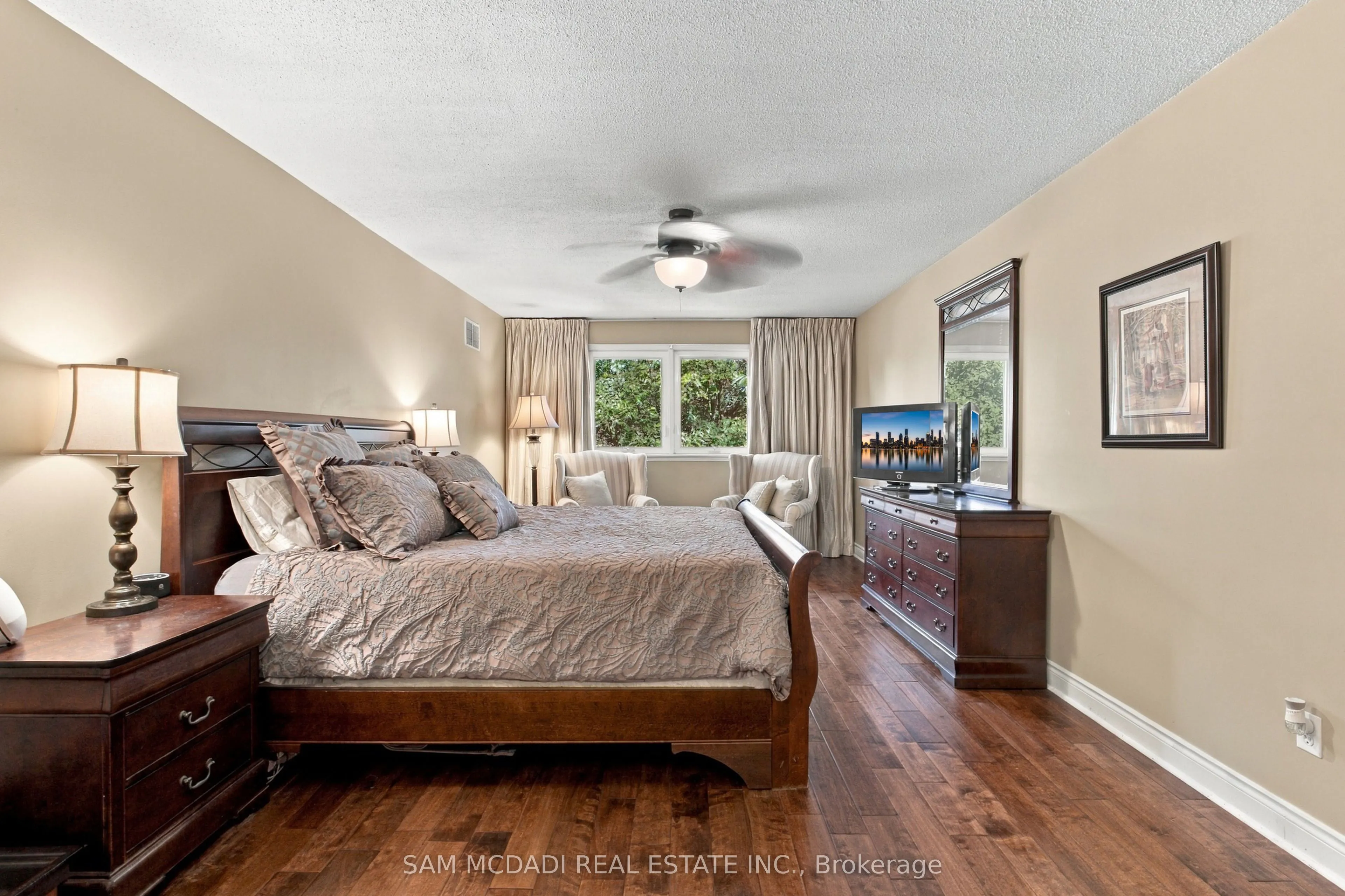 1138 Vanier Drive
