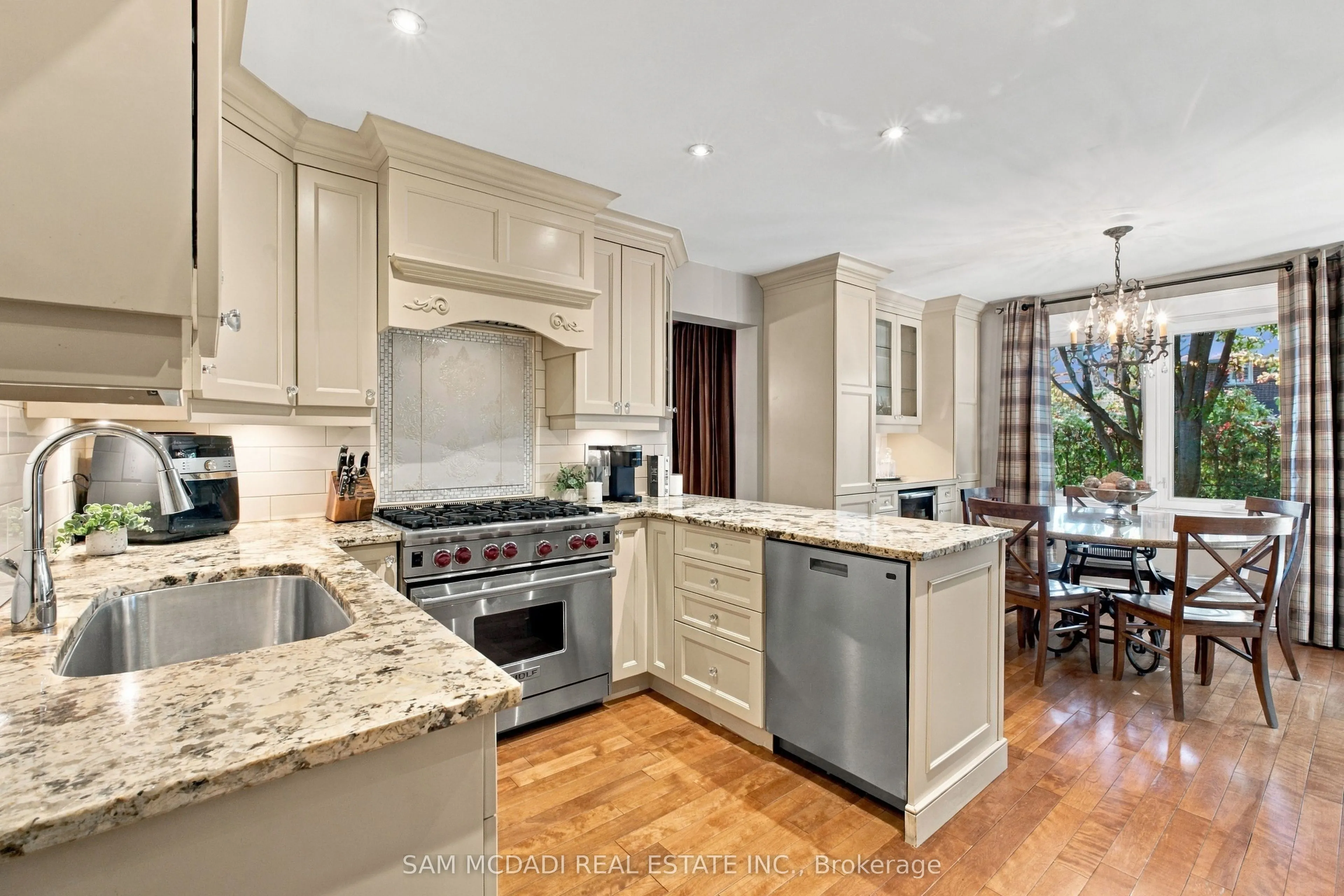 1138 Vanier Drive