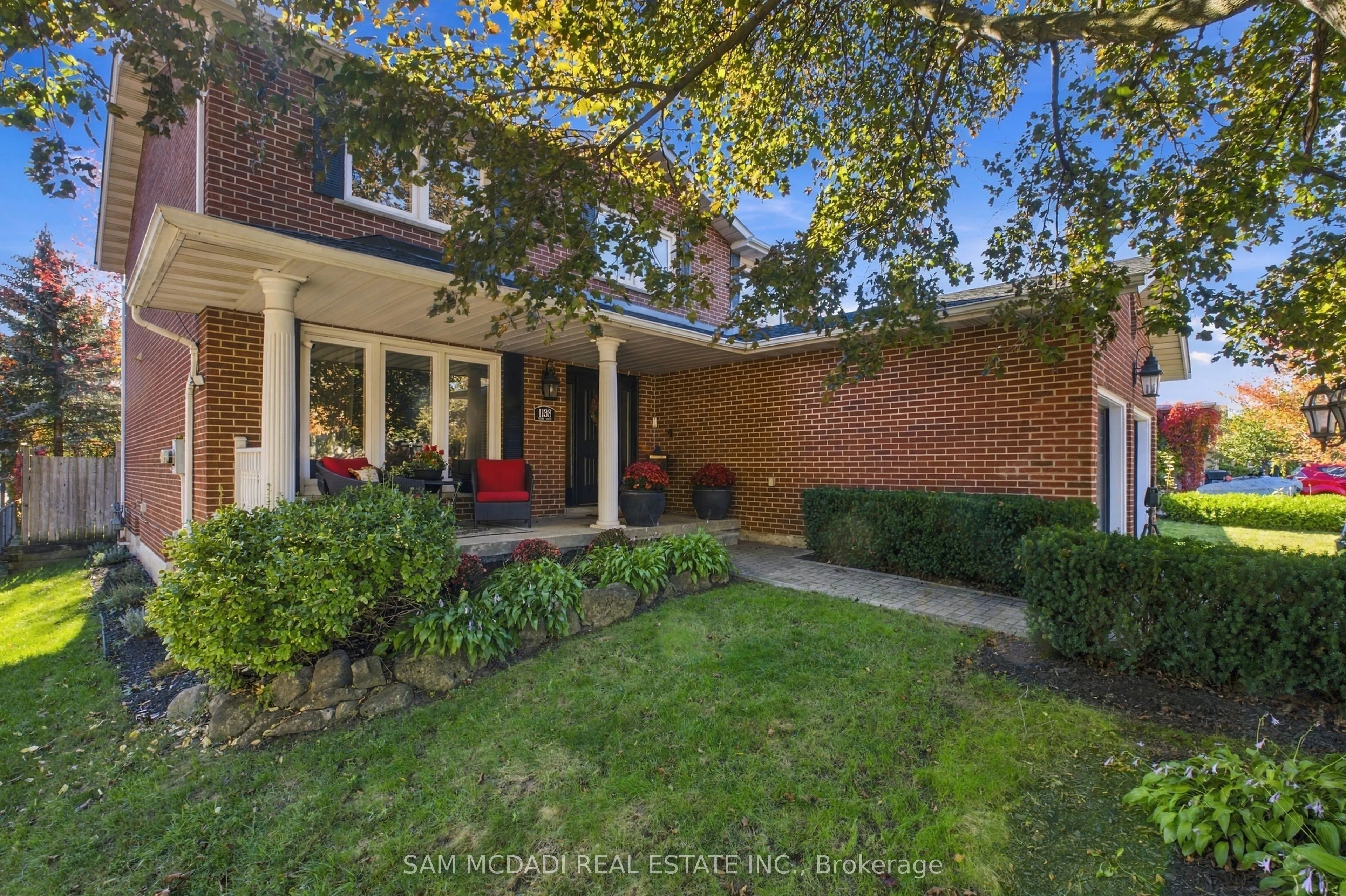 1138 Vanier Drive