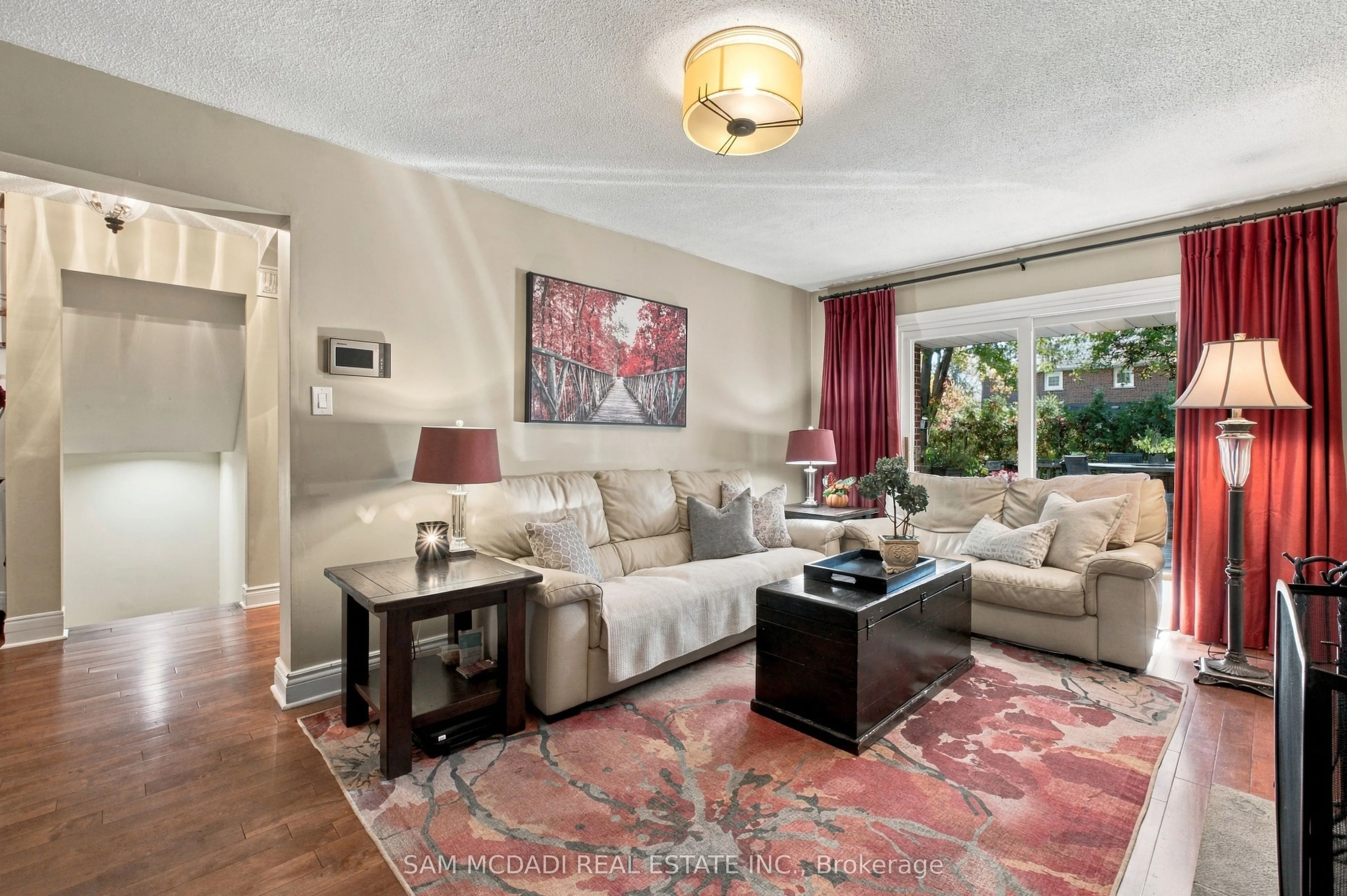 1138 Vanier Drive