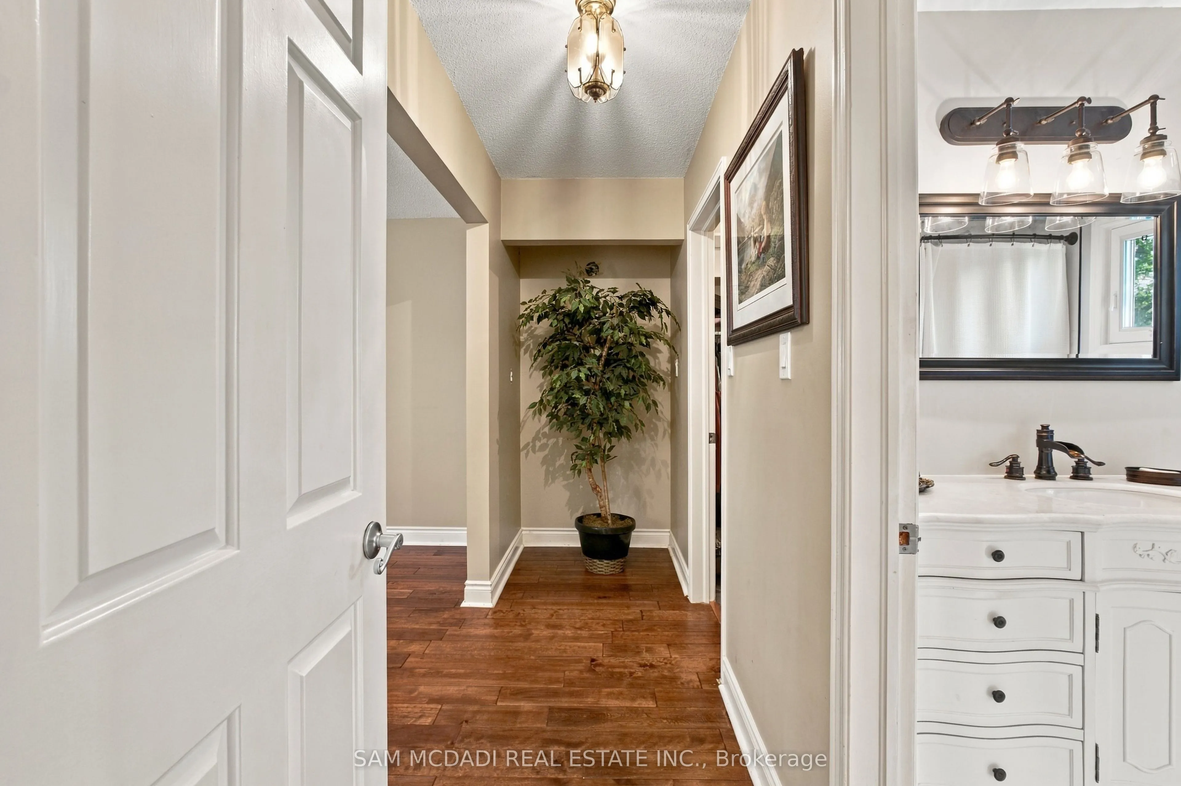 1138 Vanier Drive