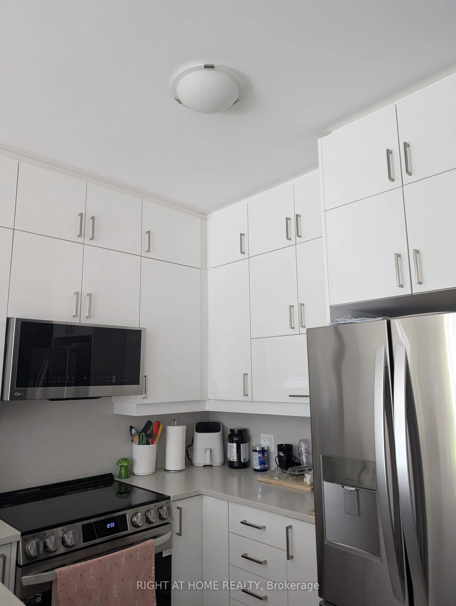 470 Gordon Krantz Avenue #205