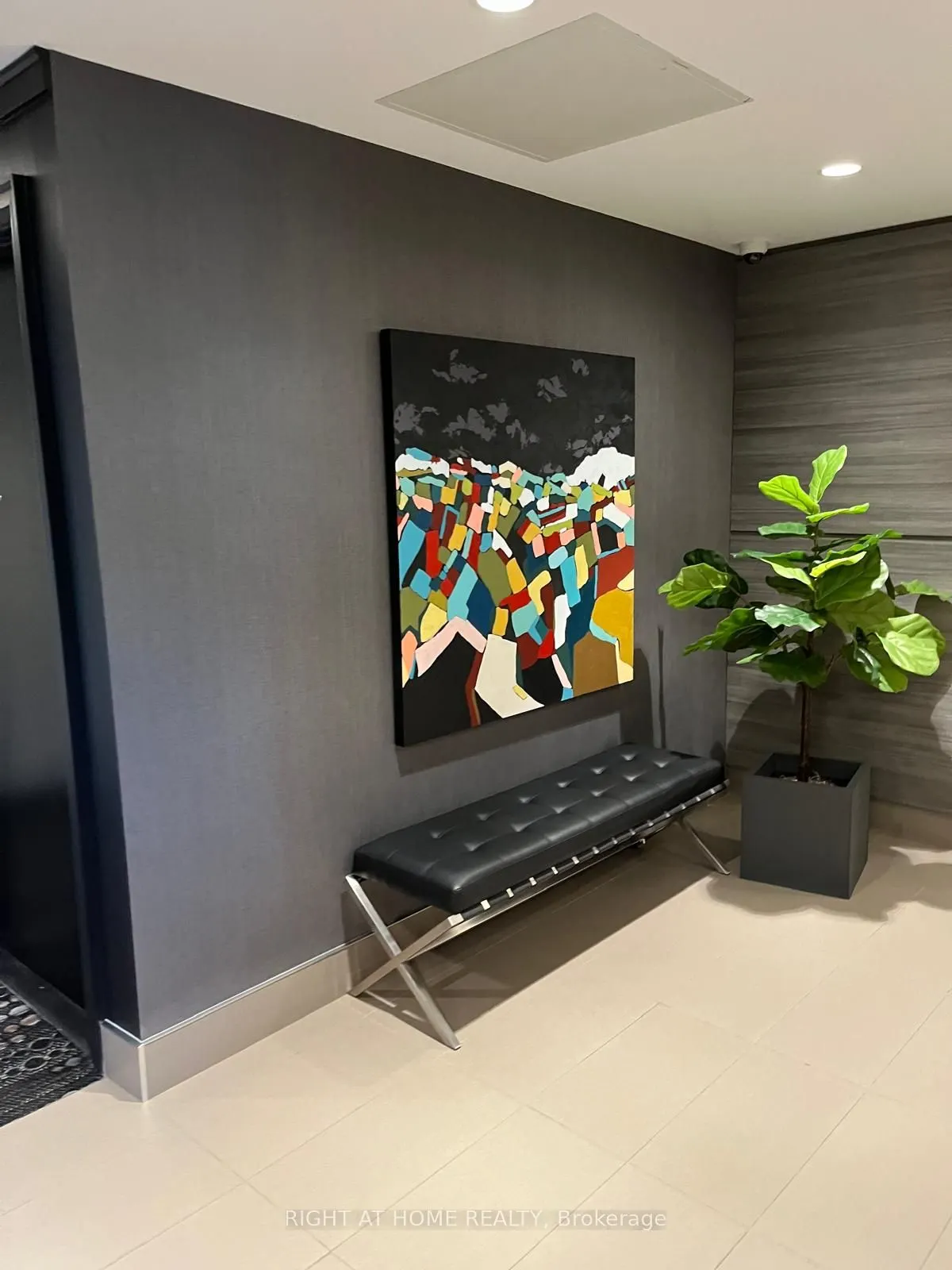 470 Gordon Krantz Avenue #205