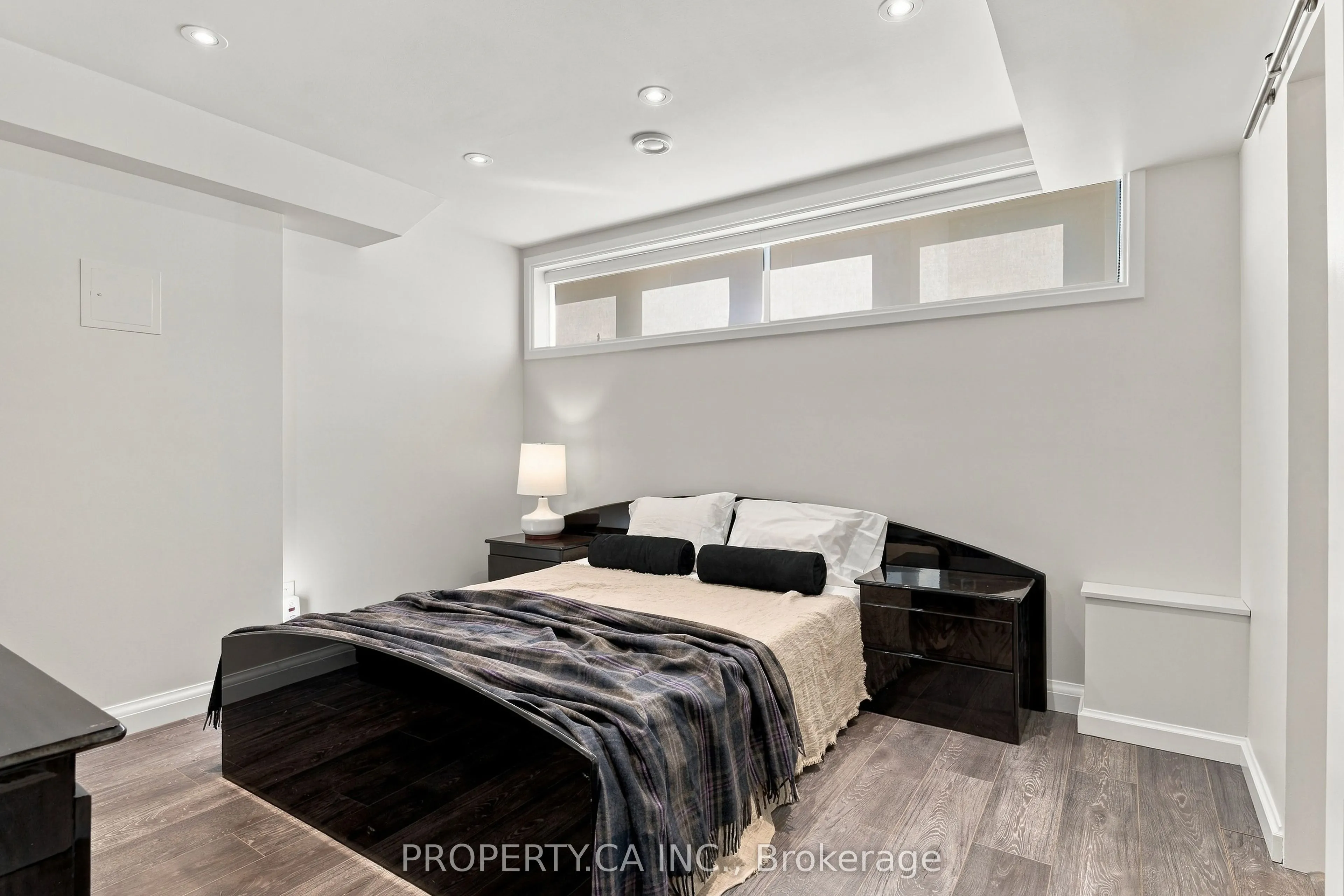 67 Rossburn Drive