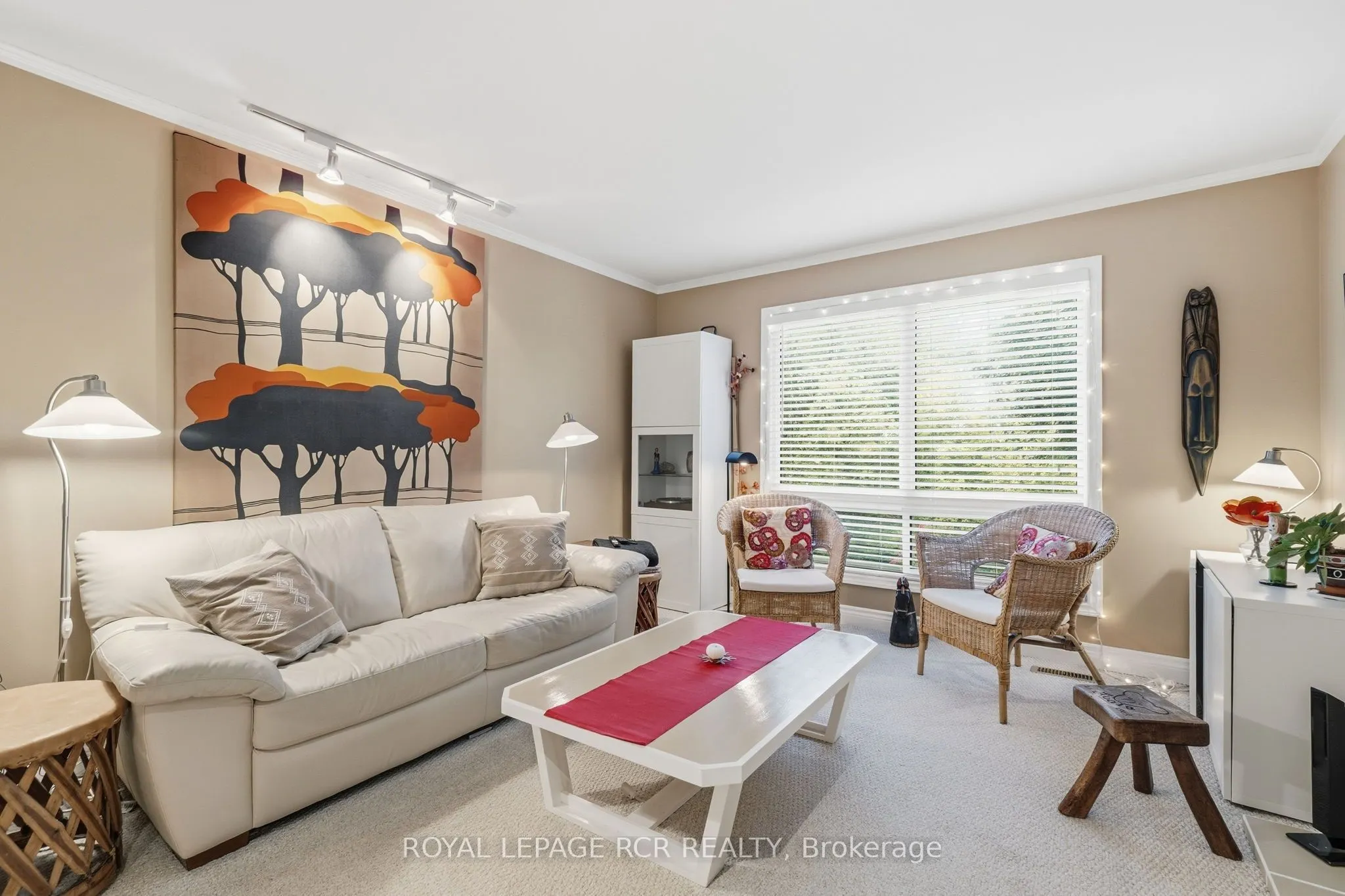 62 Wright Crescent