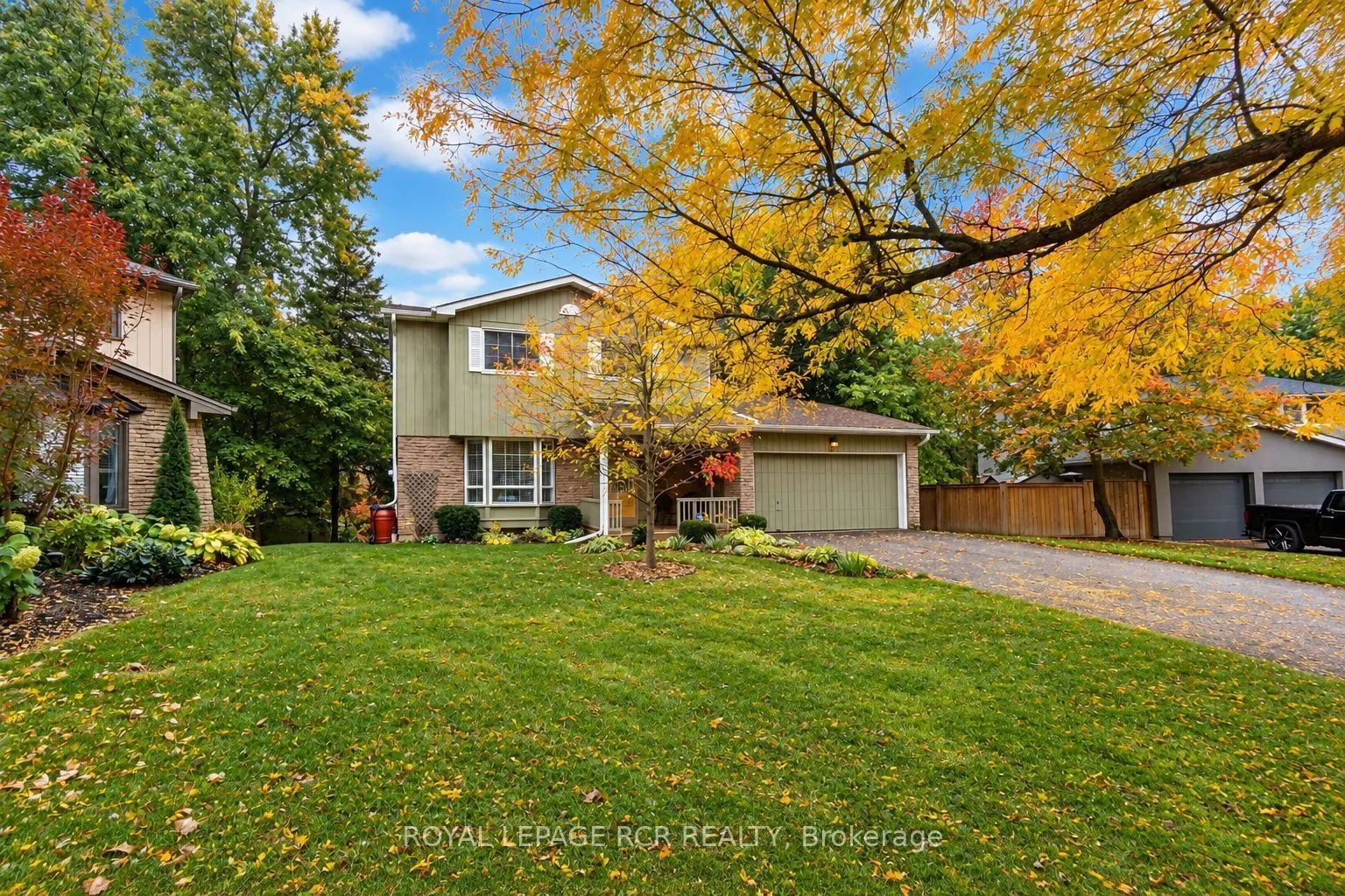 62 Wright Crescent