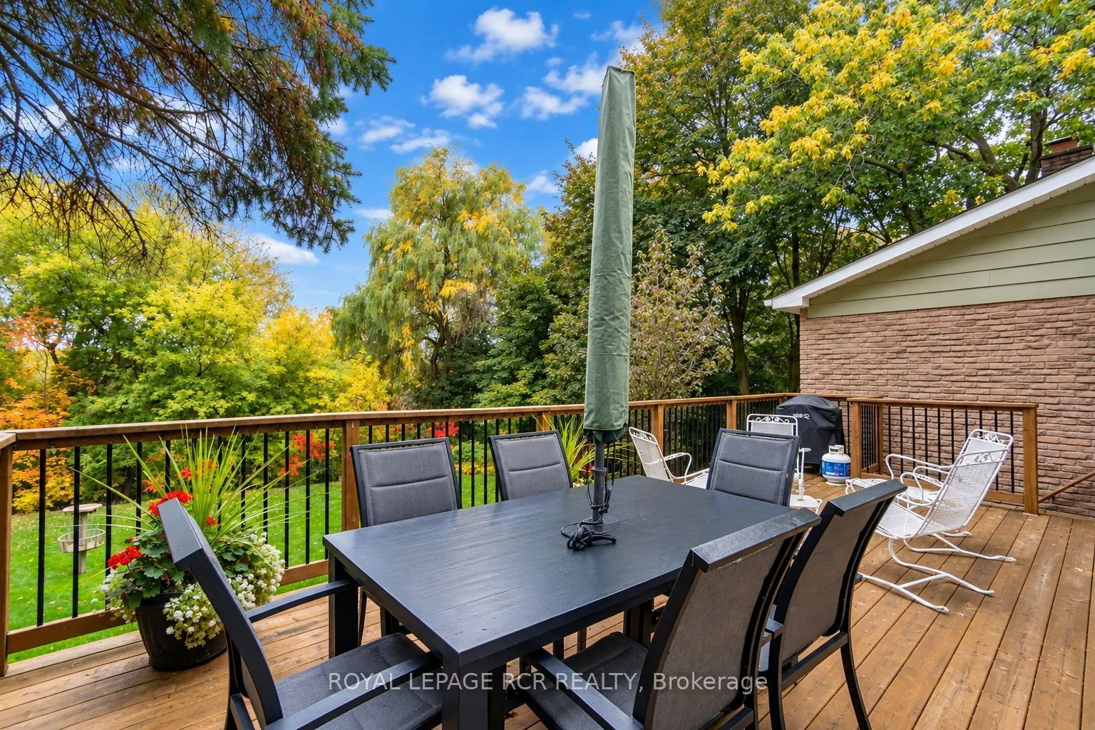 62 Wright Crescent
