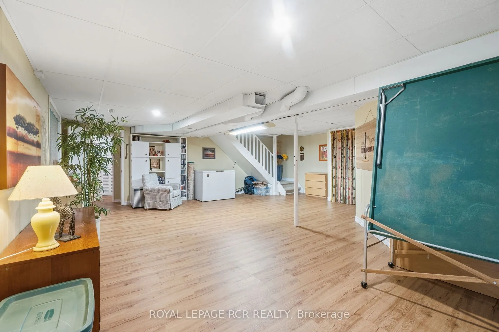 62 Wright Crescent