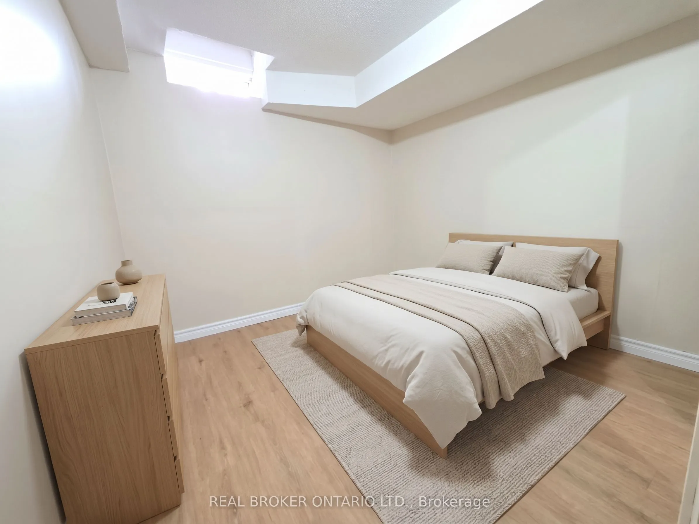 922 Ledbury Crescent #BASEMENT