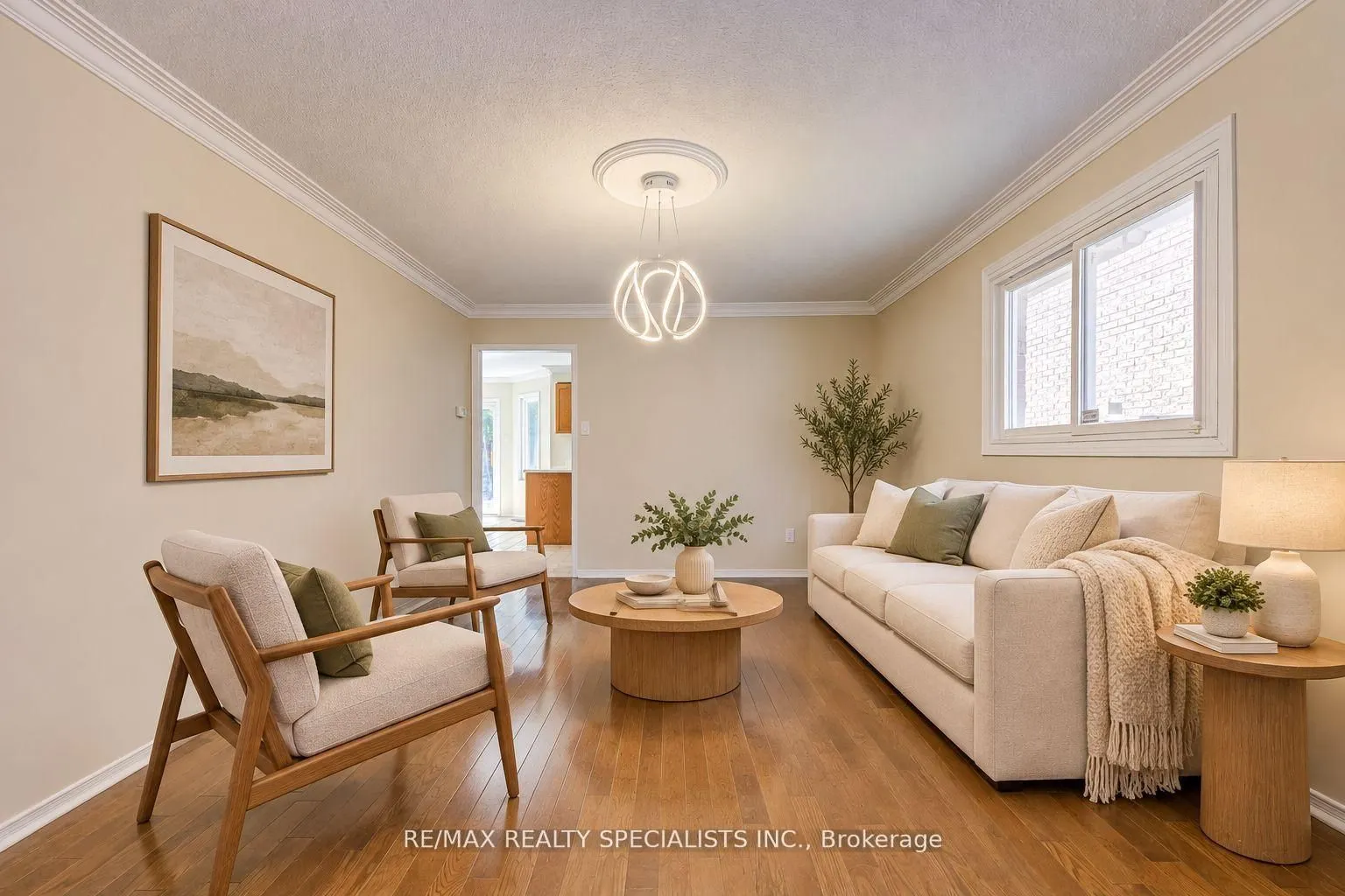 102 Sunforest Drive