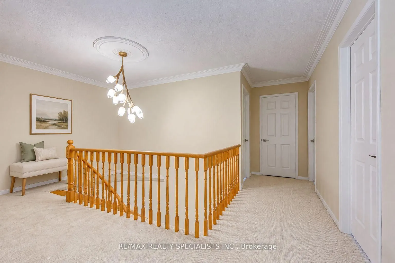 102 Sunforest Drive