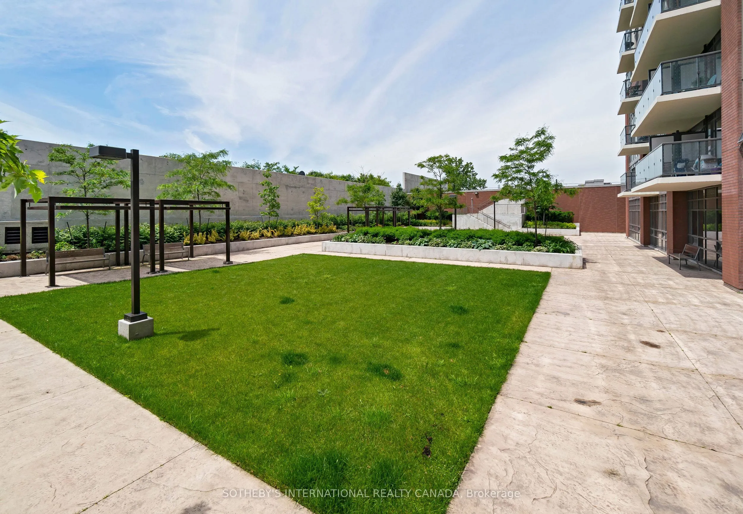 1420 Dupont Street #506