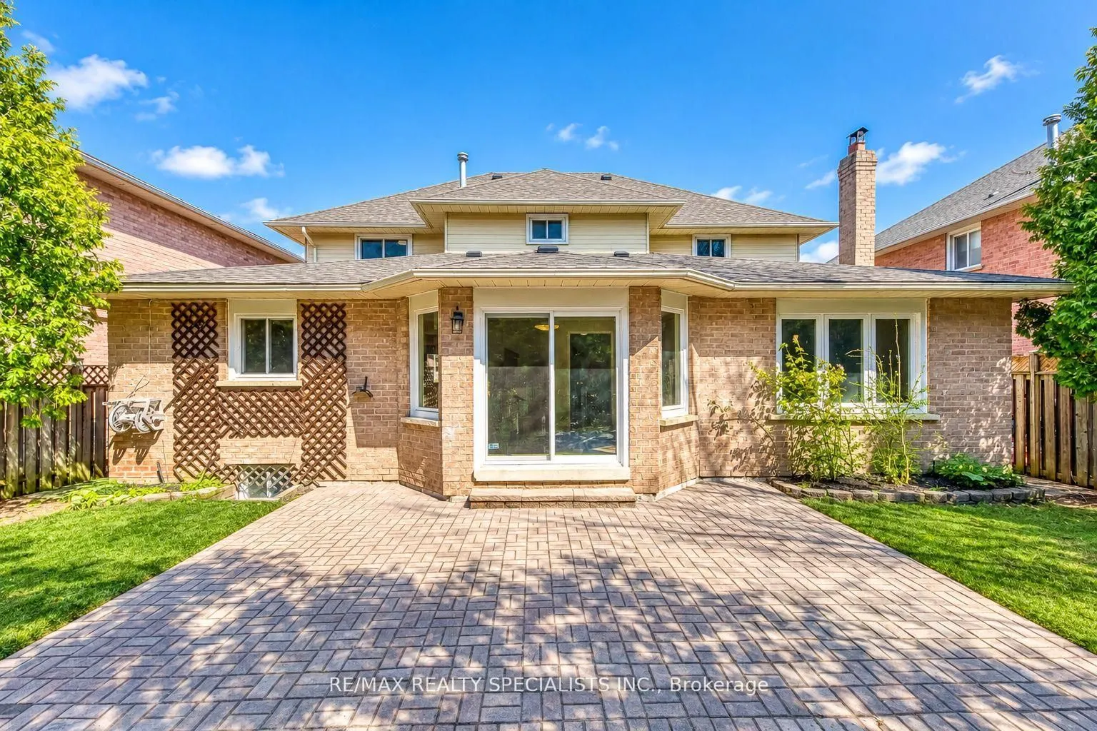 102 Sunforest Drive