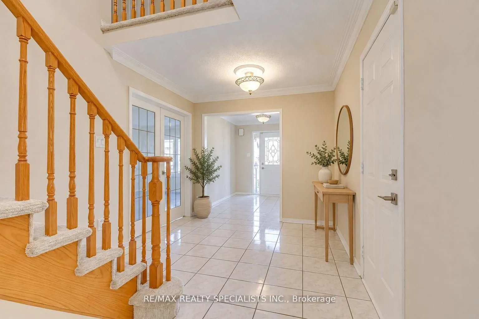 102 Sunforest Drive