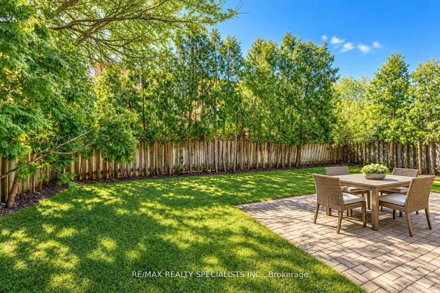 102 Sunforest Drive