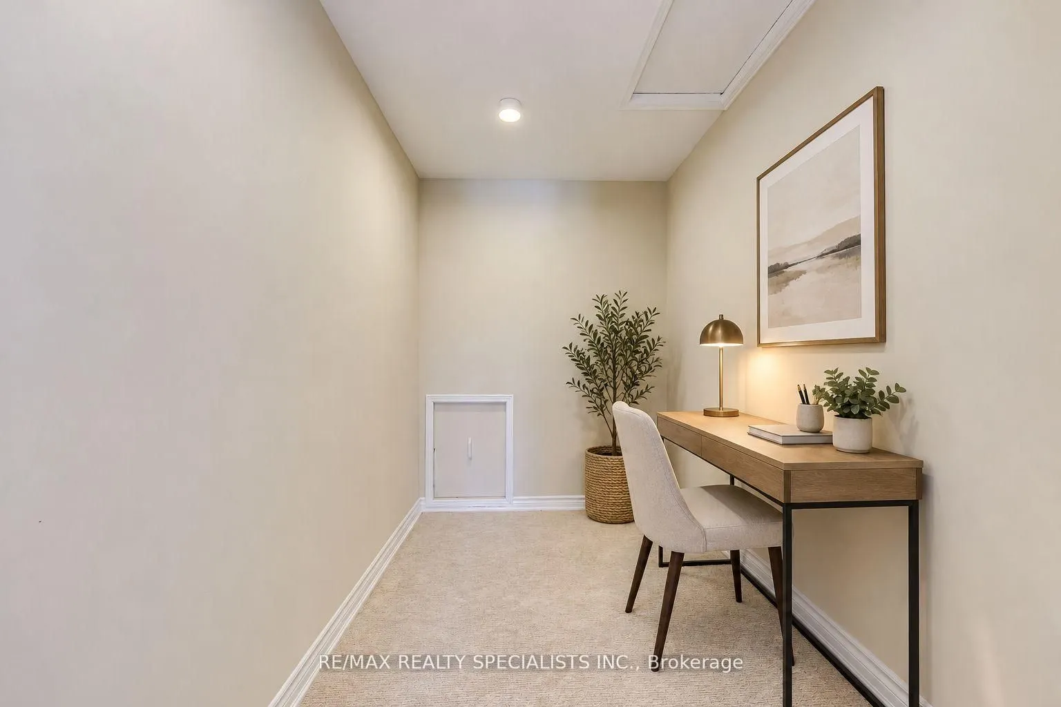 102 Sunforest Drive