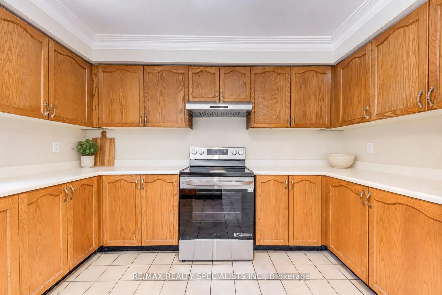 102 Sunforest Drive
