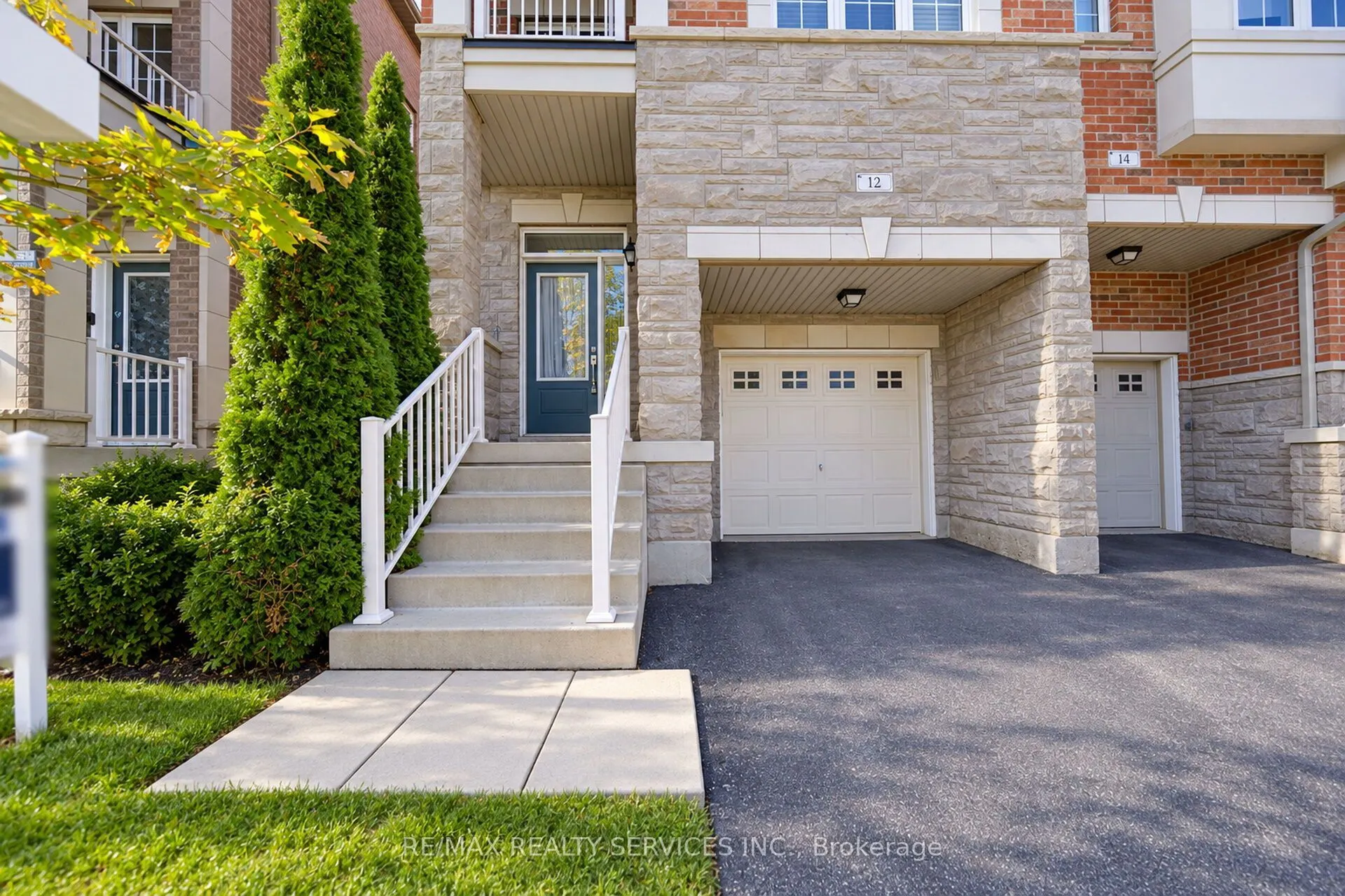 12 Cedarland Road #111