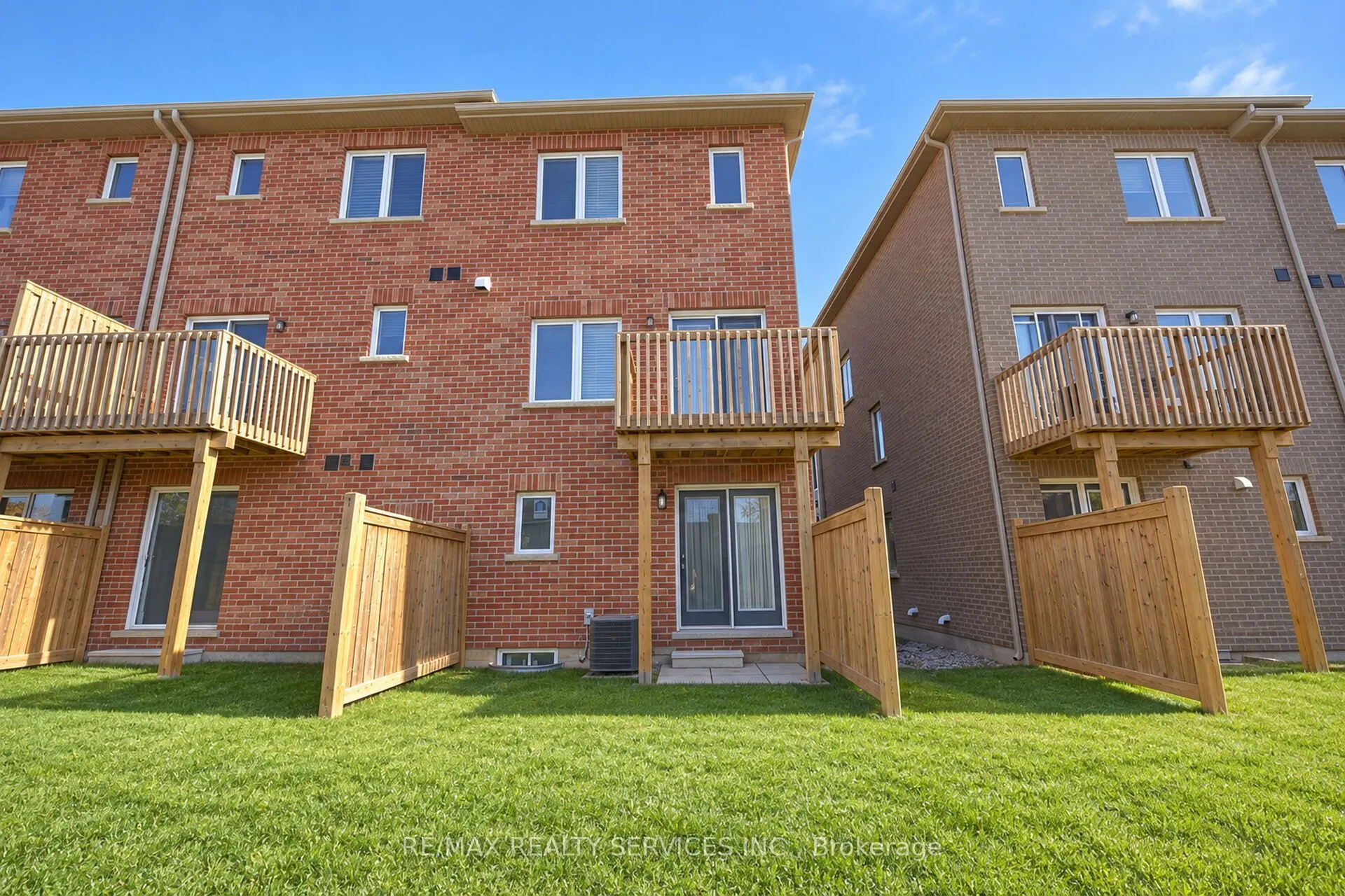 12 Cedarland Road #111