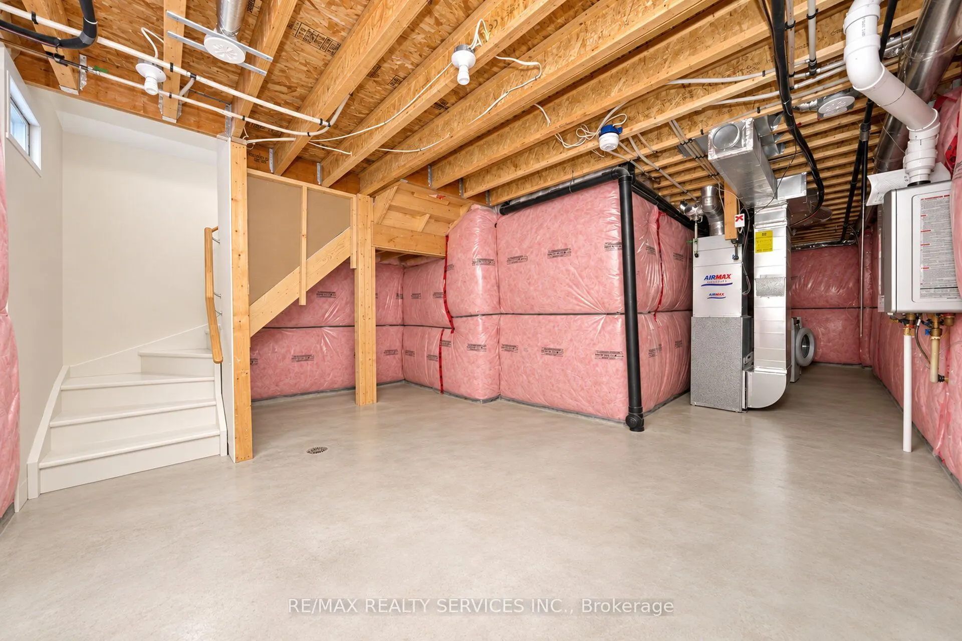 12 Cedarland Road #111