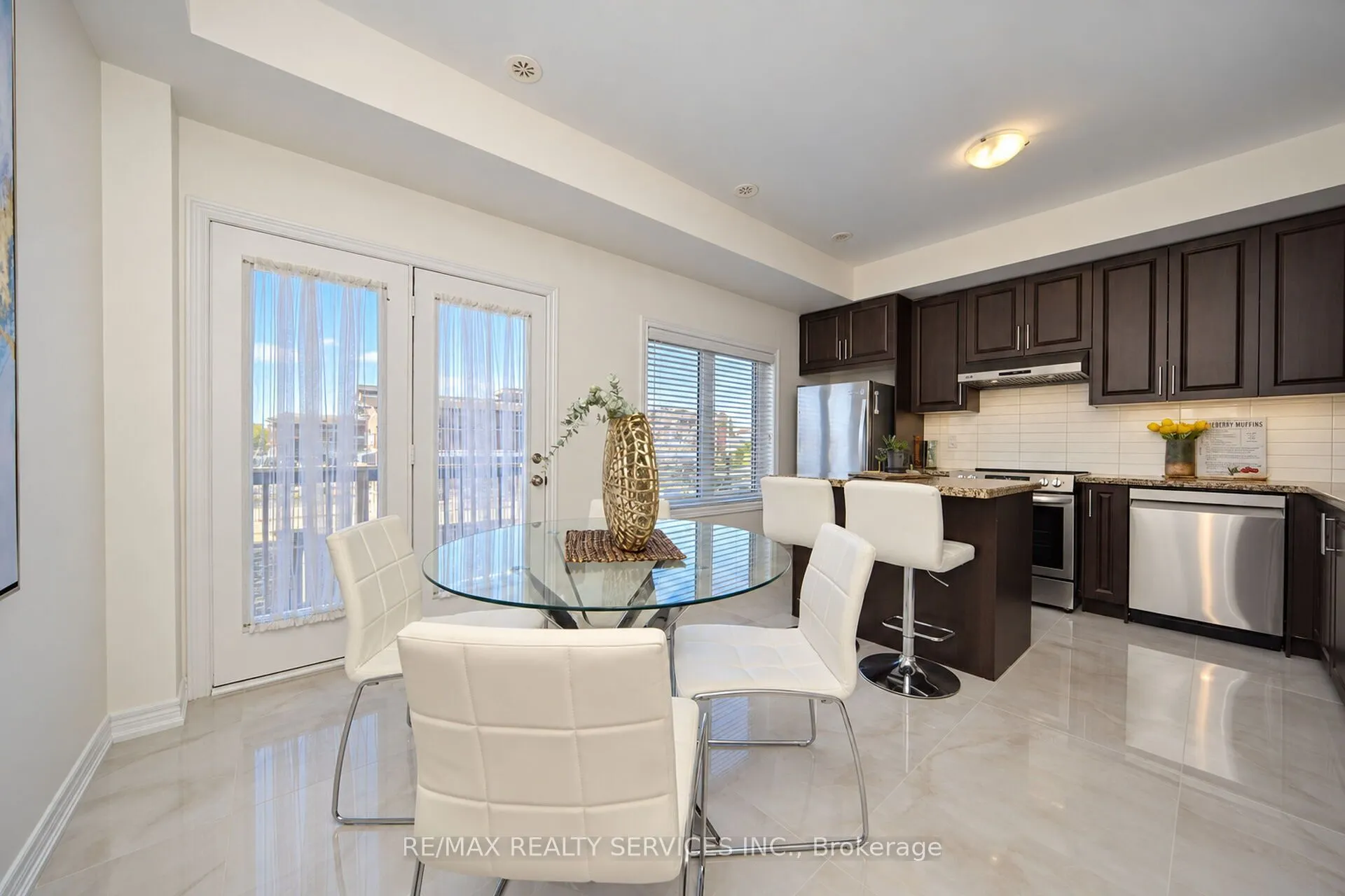 12 Cedarland Road #111