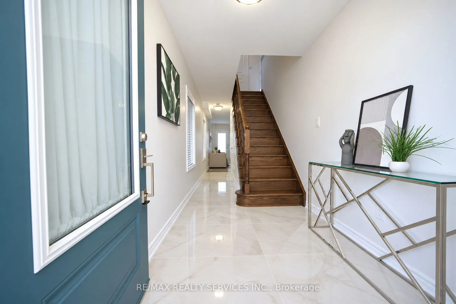 12 Cedarland Road #111