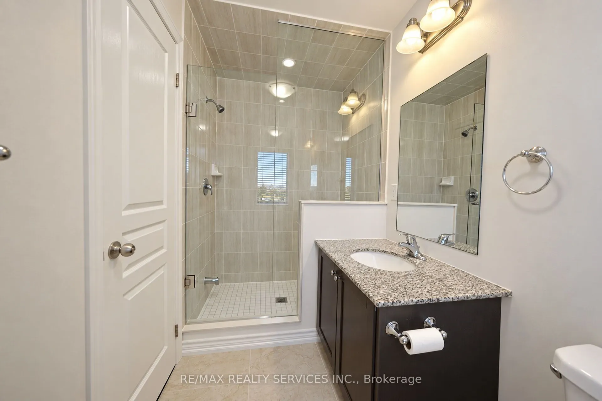 12 Cedarland Road #111