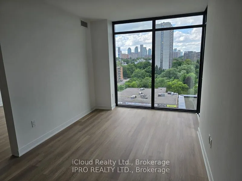 86 Dundas Street #903