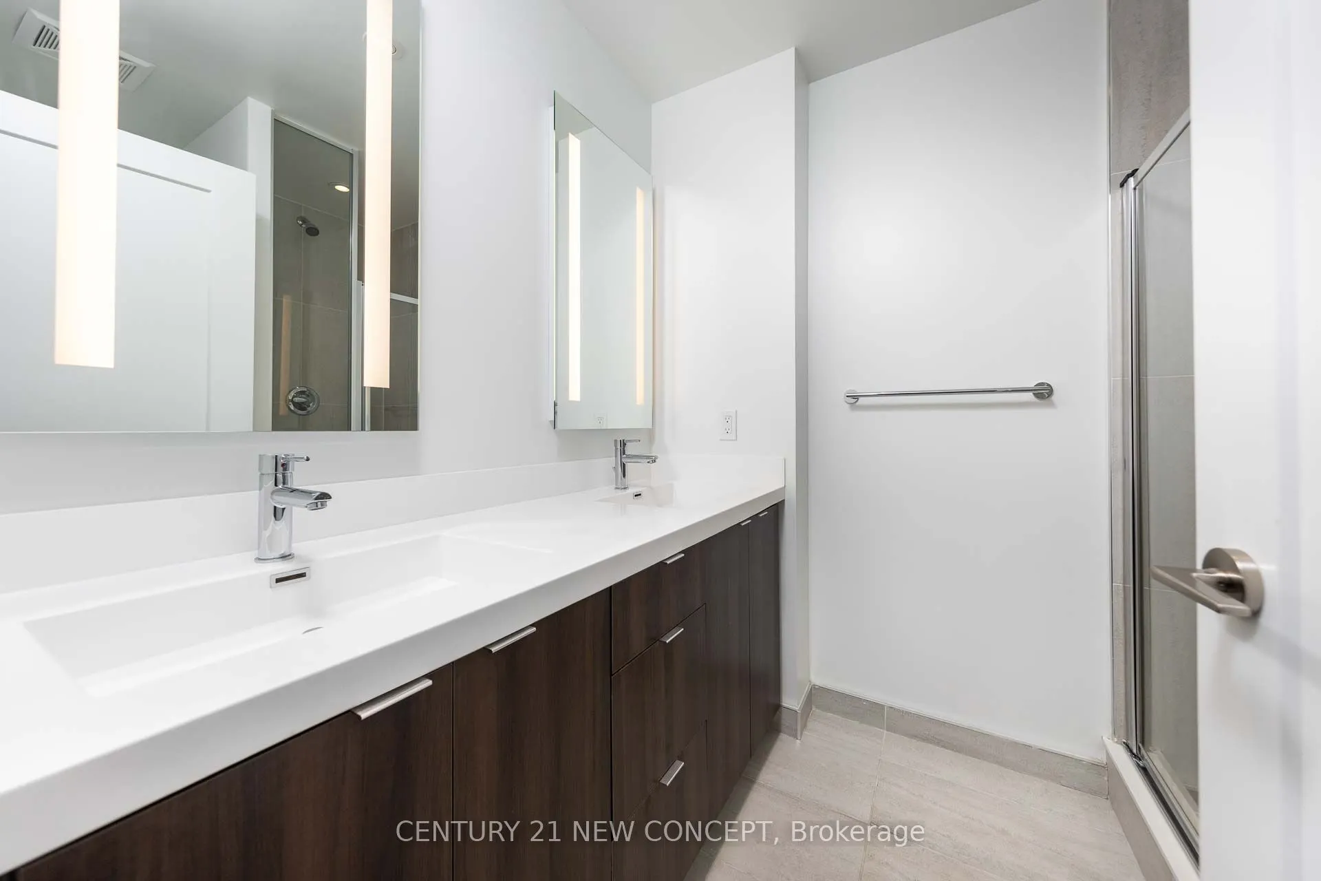5 Mabelle Avenue #4228