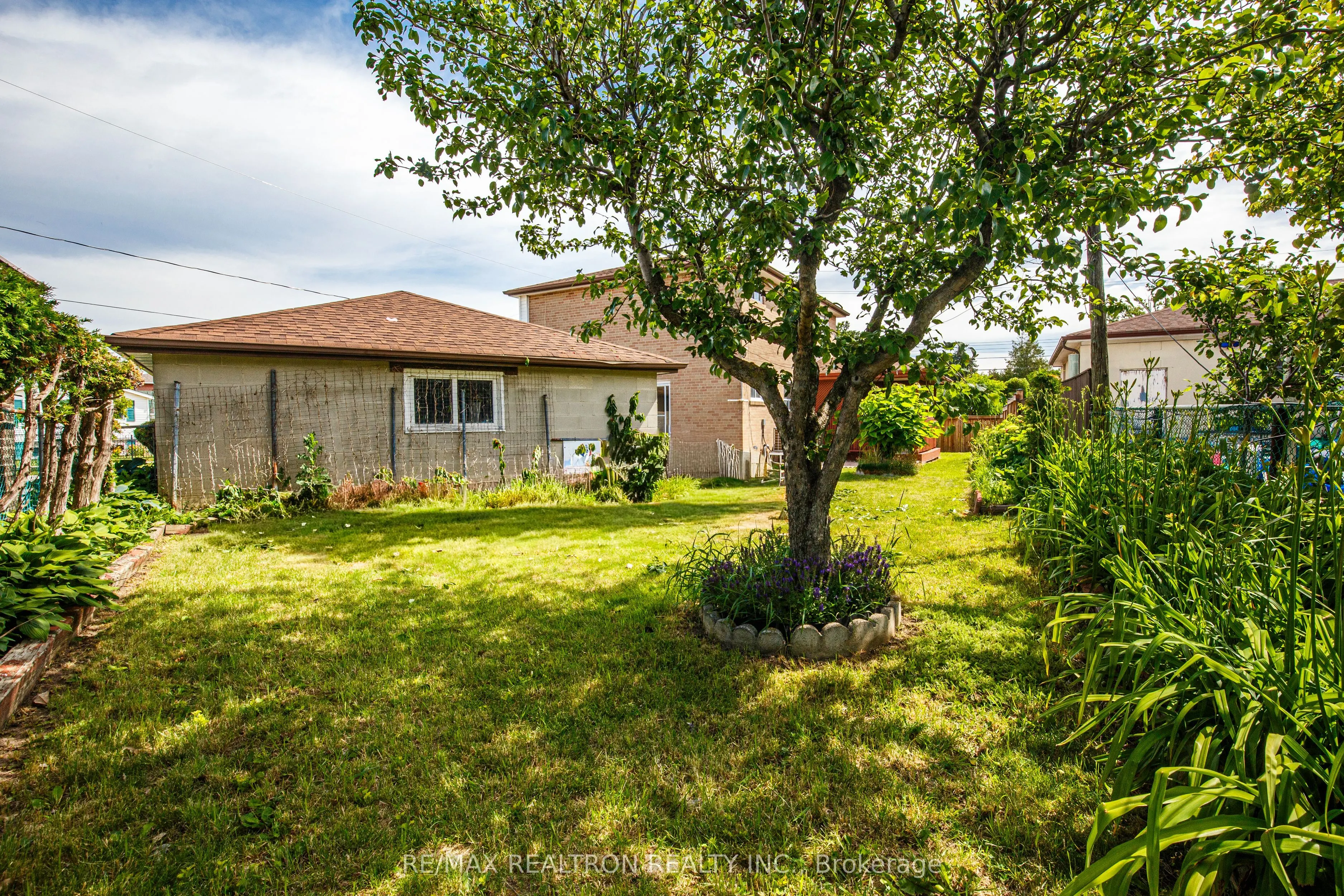 62 Hullmar Drive
